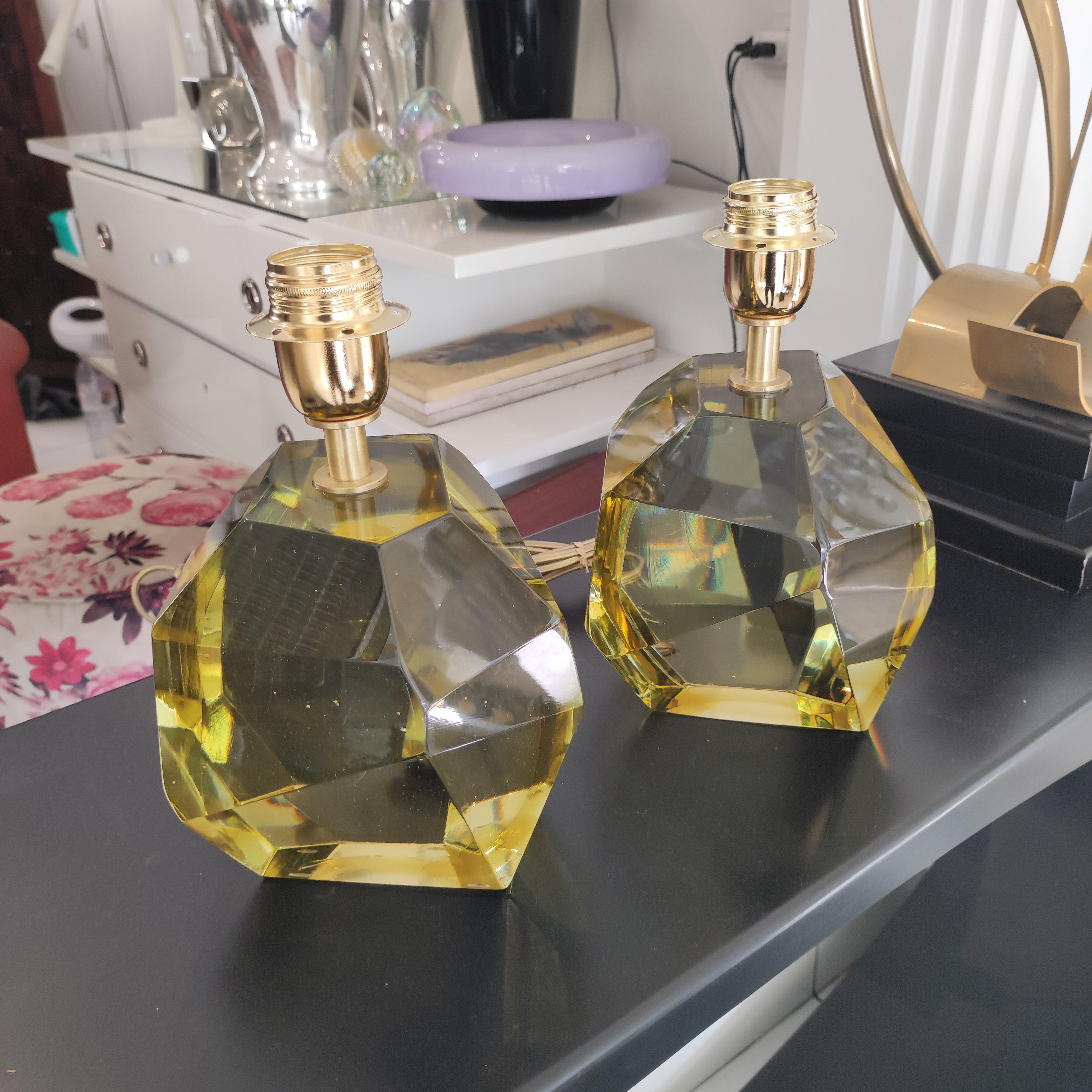 Pair of yellow Crystal Faceted Table Lamps In Excellent Condition For Sale In Saint-Ouen, FR