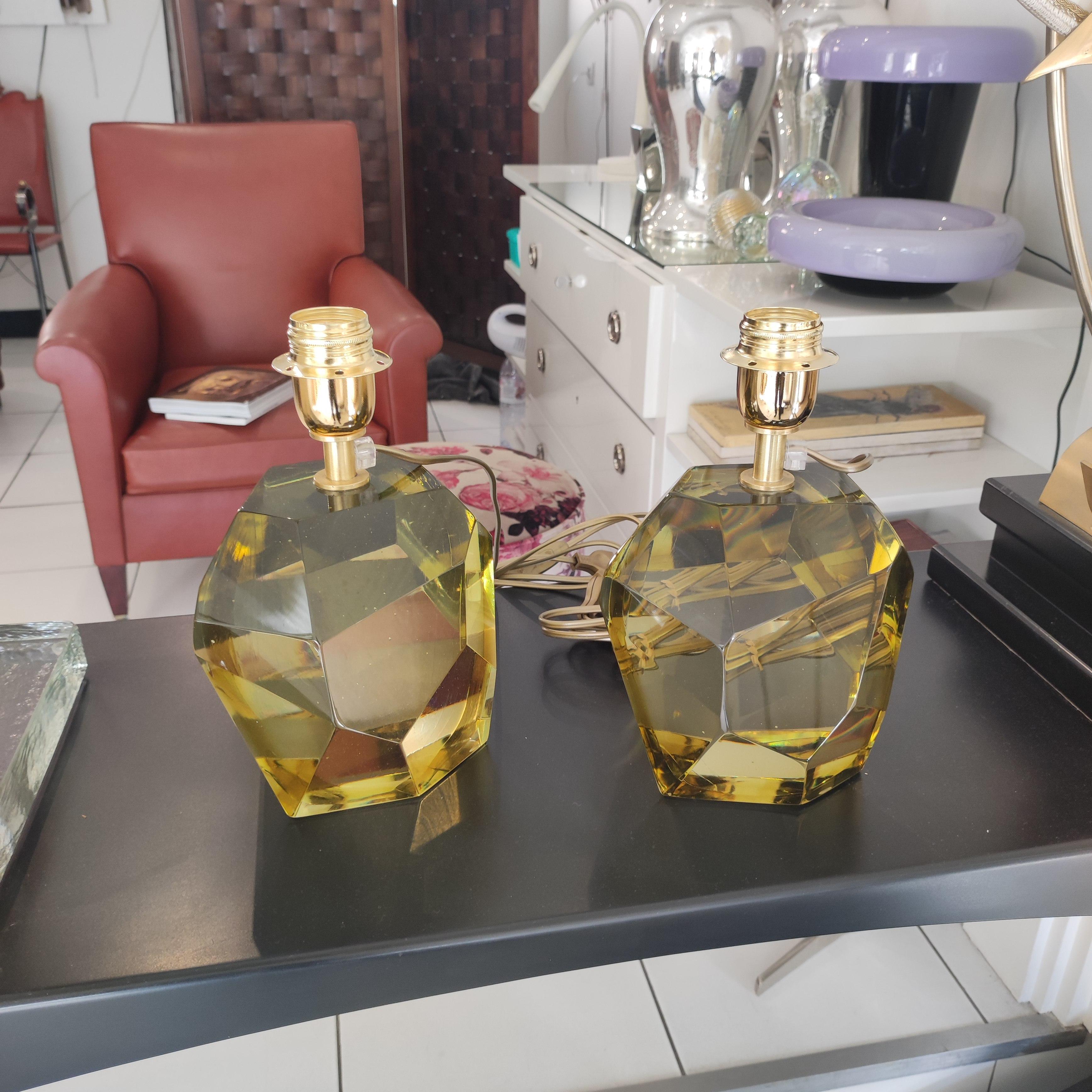 Pair of yellow Crystal Faceted Table Lamps For Sale 3