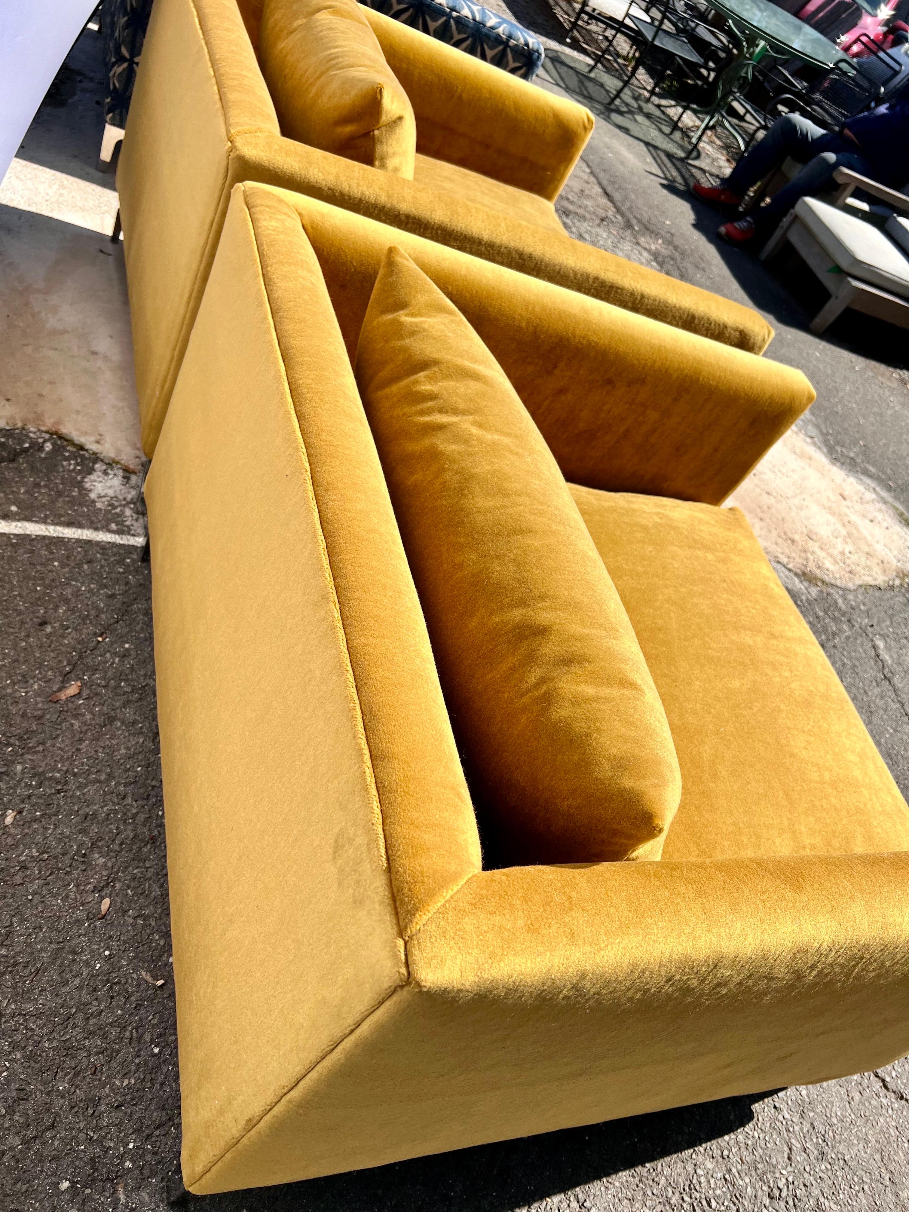 Pair of Yellow Gold Mohair Velvet Oversized Upholstered Cube Club Chairs In Excellent Condition For Sale In West Hartford, CT