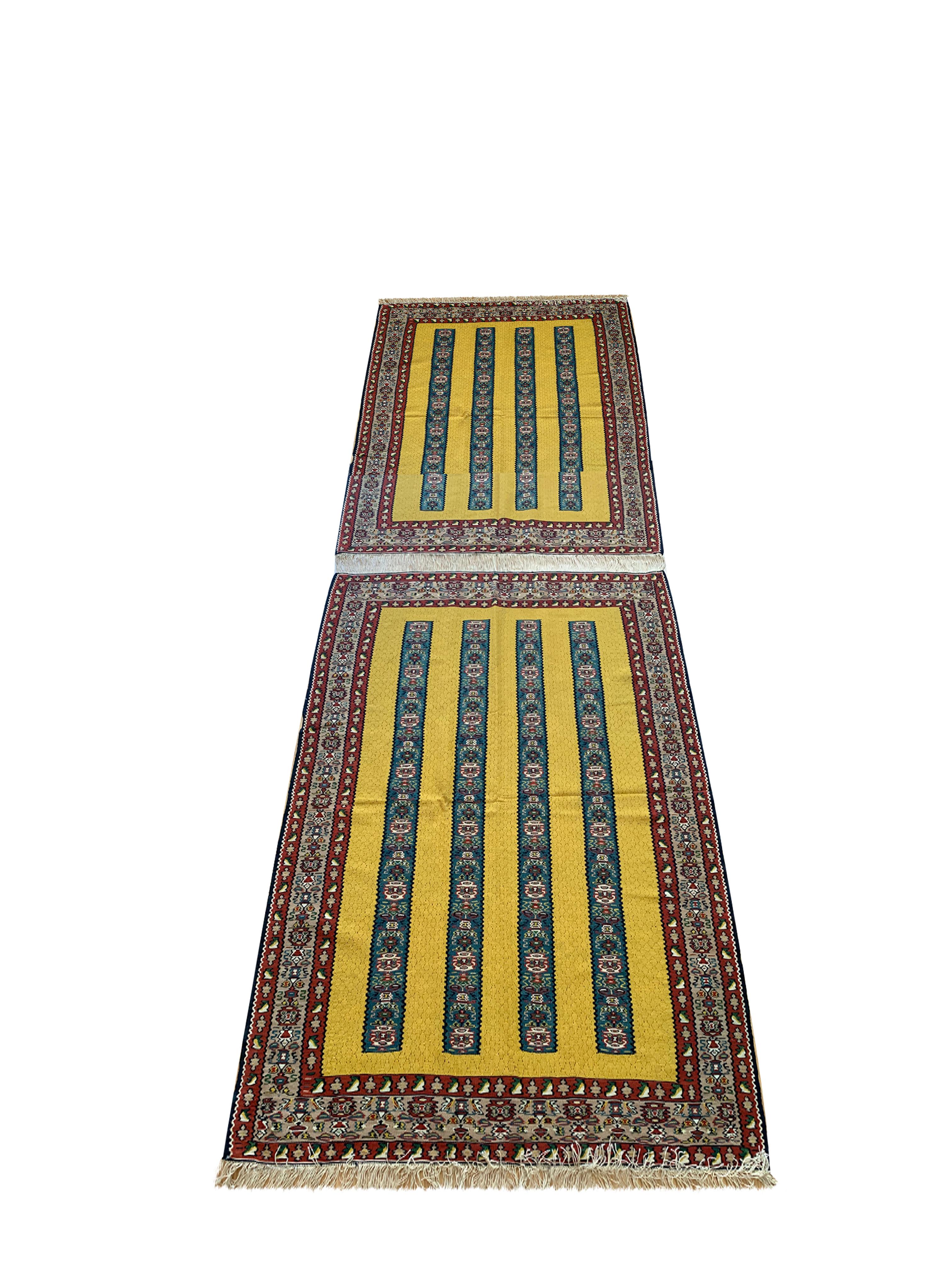 Pareja de Kilims Amarillos Tejidos a Mano Alfombras Kurdas de Tela Plana en venta 2