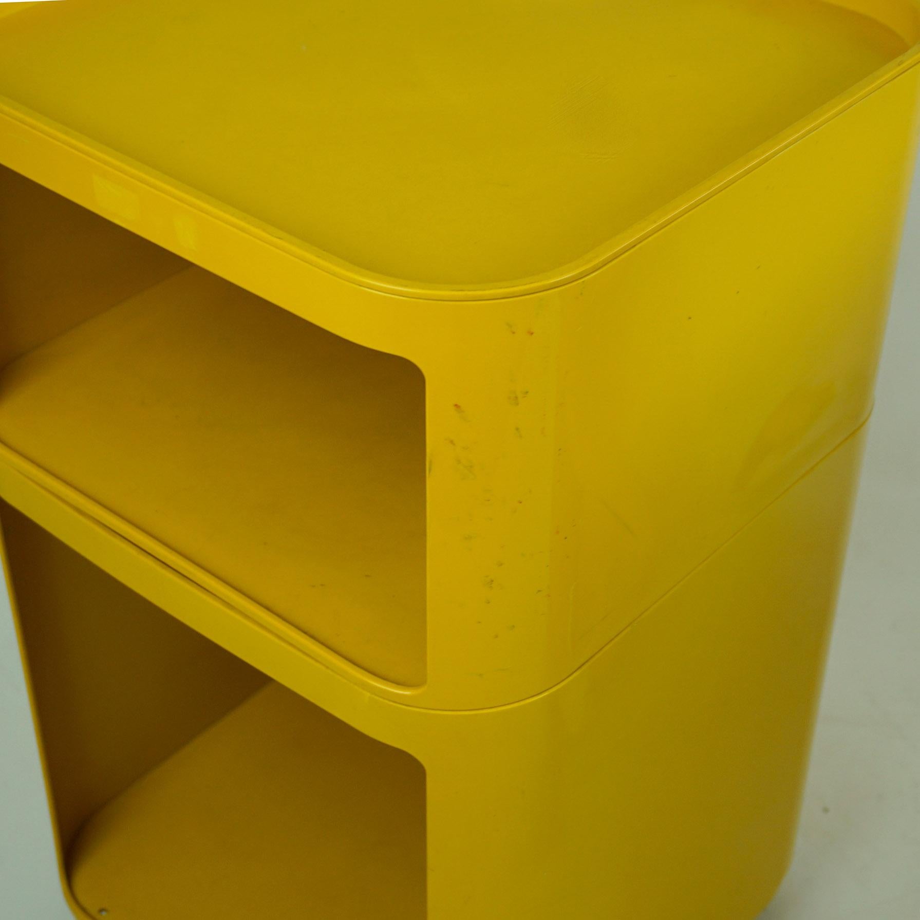 Pair of Yellow Space Age Plastic Bar Trolleys by Anna Castelli for Kartell Italy 7