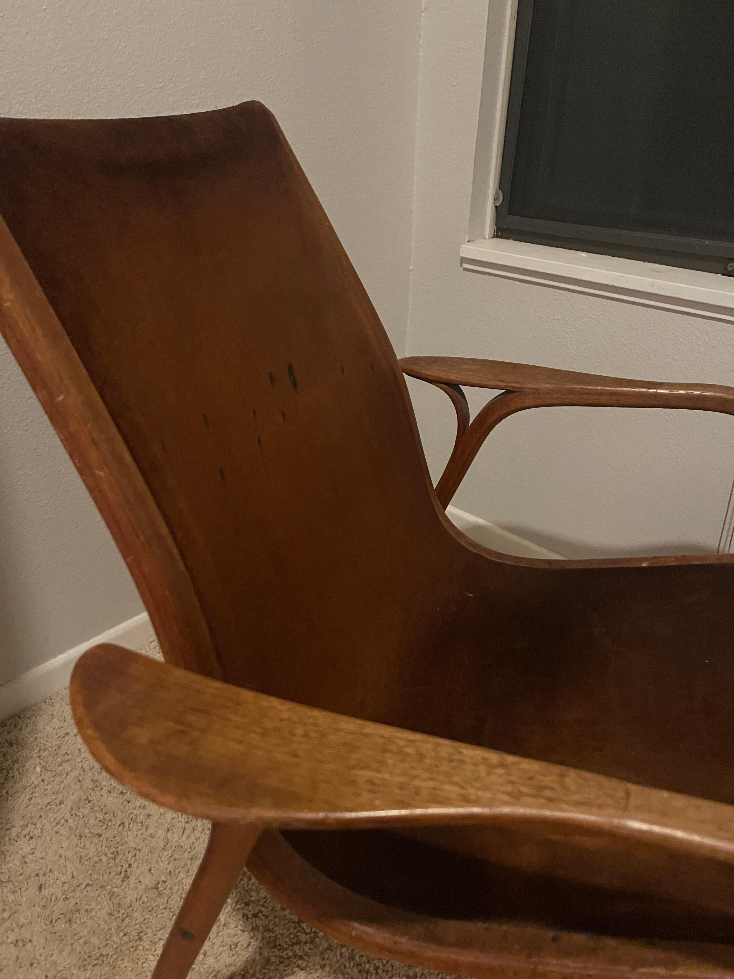 20th Century Pair of Yngve Ekstrøm Lounge Easy Chairs by Swedese Møbler, Sweden 1956 For Sale