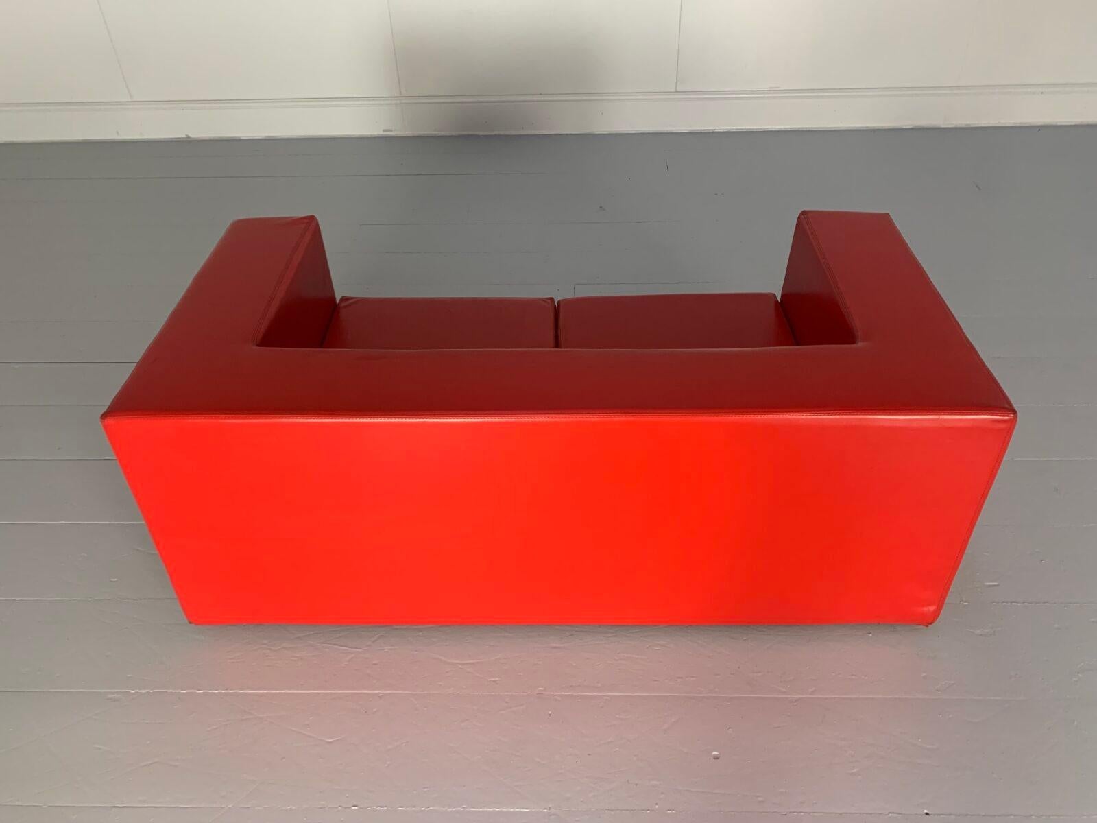 Paar Zanotta-Sofas „Throw Away“ „Throw Away“ - In rotem Gummi 9