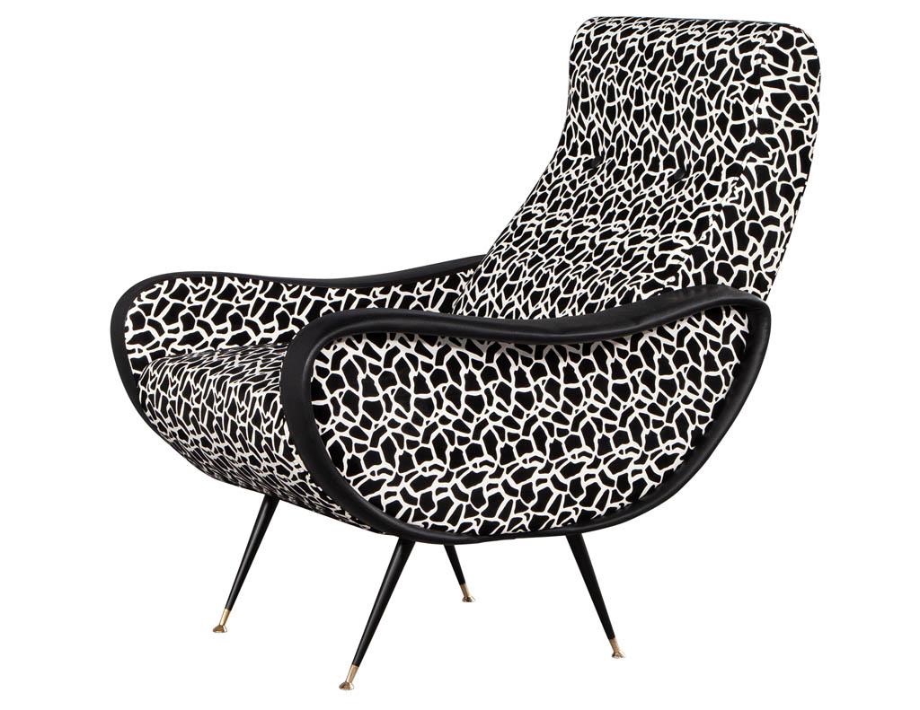 Pair of Zanuso Style Lounge Chairs in Black and White For Sale 1