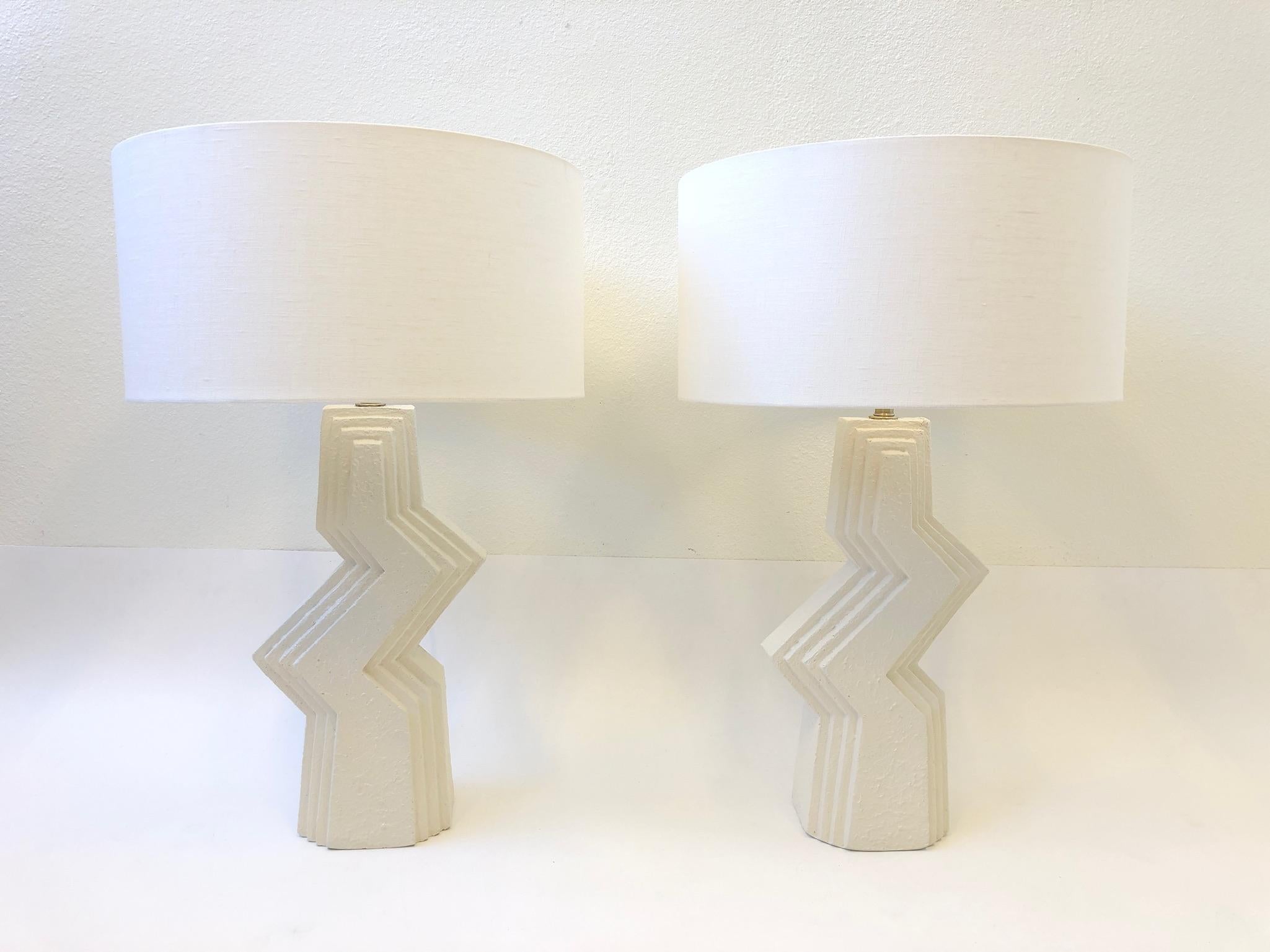 Pair of Zig Zag White Plaster and Brass Table Lamps 2