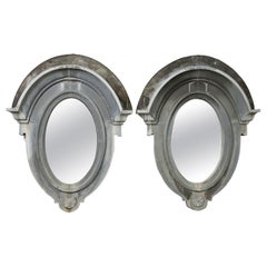 Paire de miroirs « œil-de-bœuf » en zinc