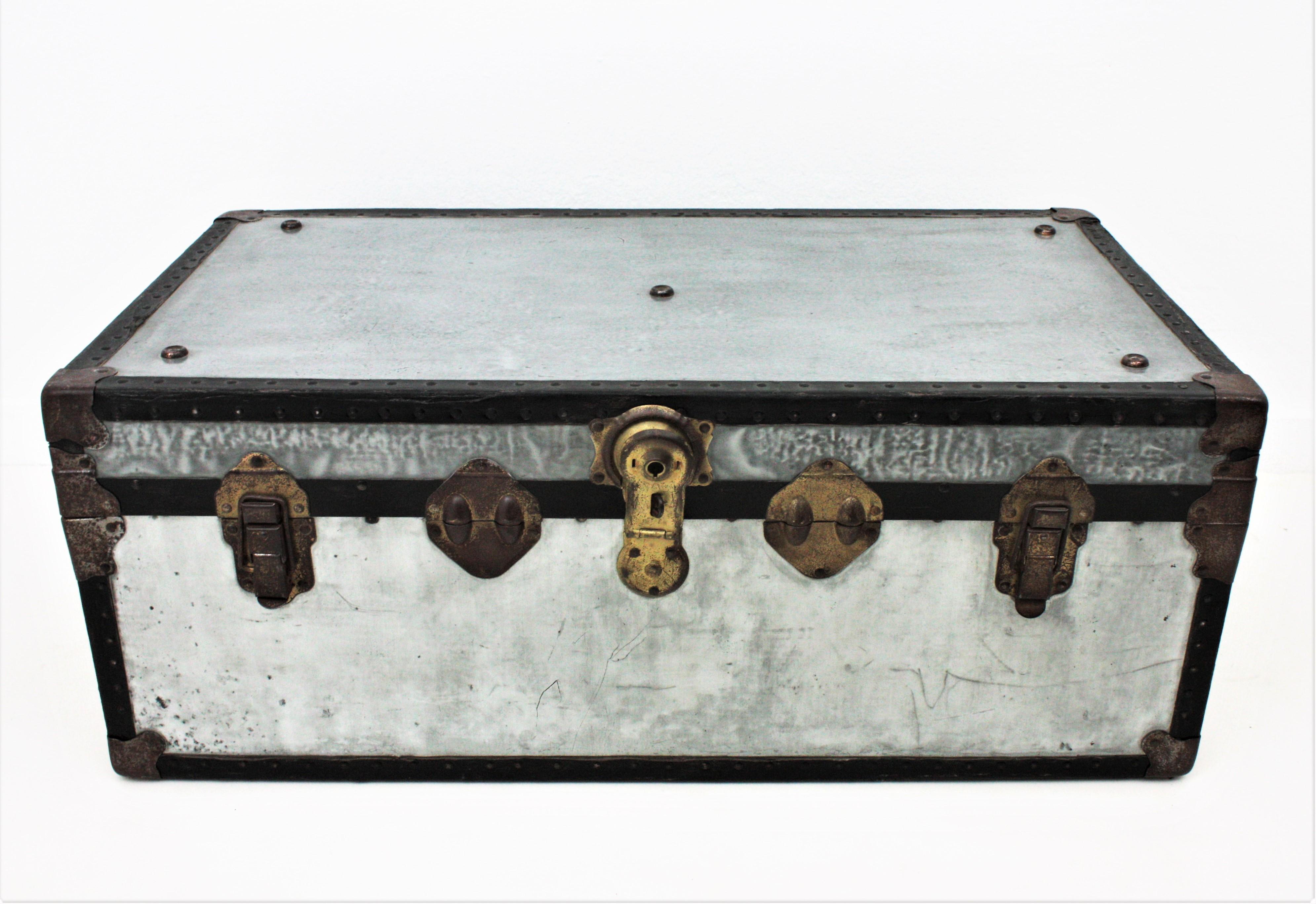 Pair of Zinc Steamer Trunks / Coffee Tables For Sale 2