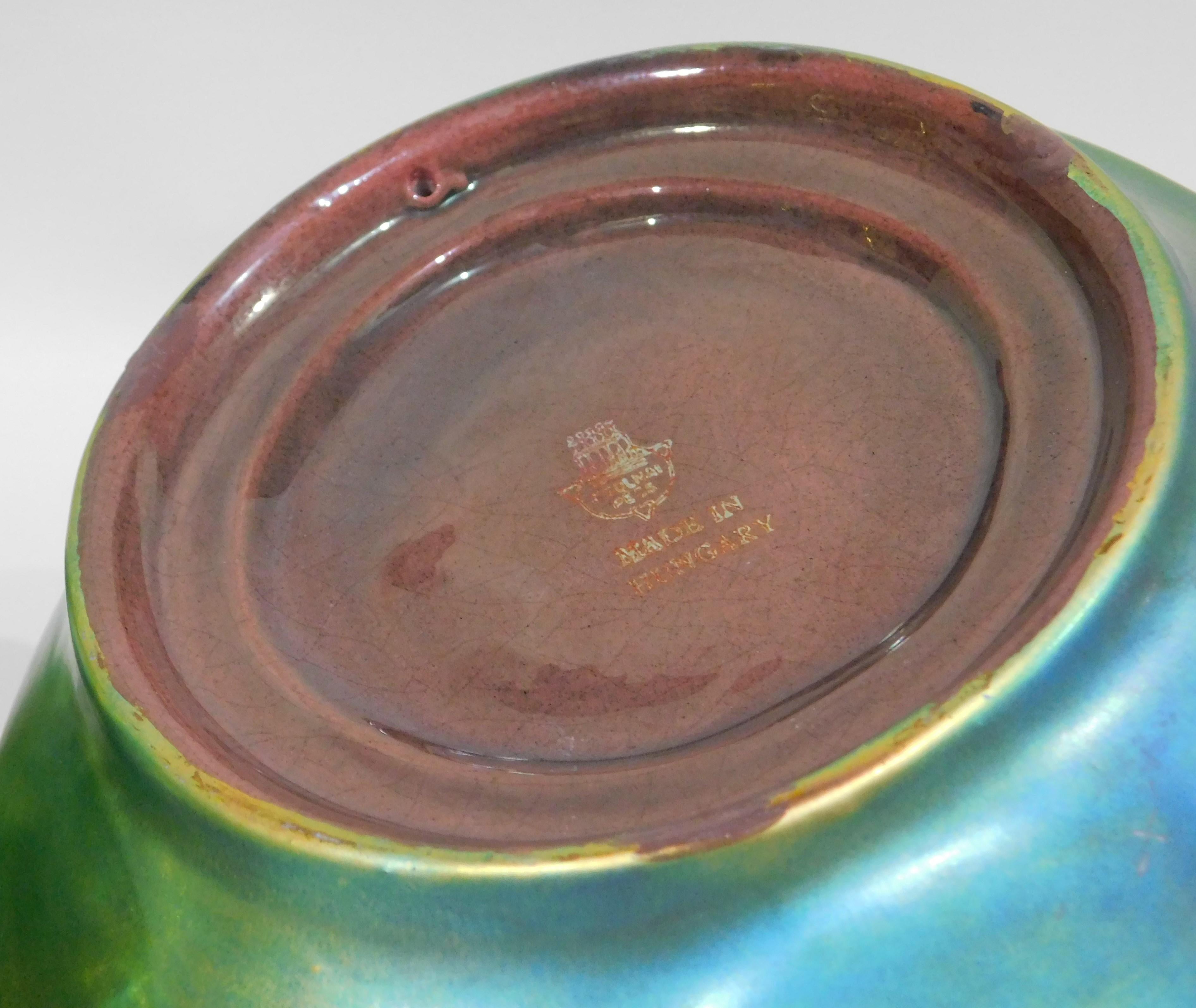Dekoratives Zsolnay-Geschirr aus Keramik mit Eosin-Glasur, Paar im Angebot 6