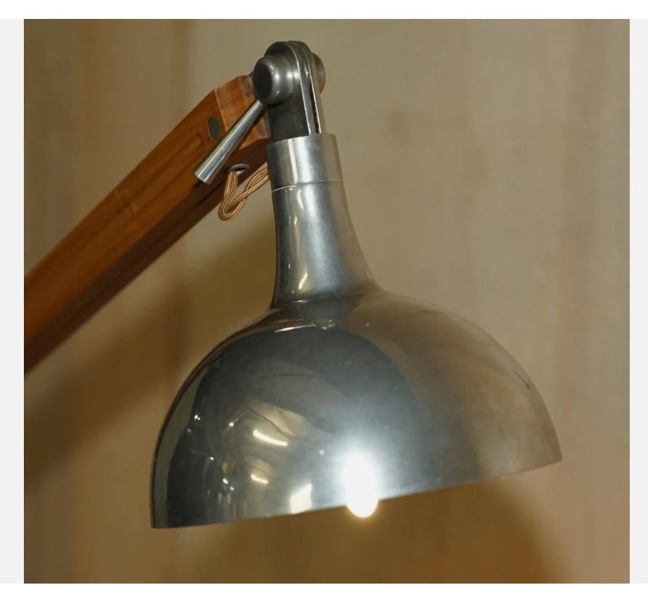 PAIR OFF EXQUISITE DAVID LINLEY CHELSEA FLOOR STANDING LAMPS CHROME FITTINGs In Good Condition For Sale In West Sussex, Pulborough