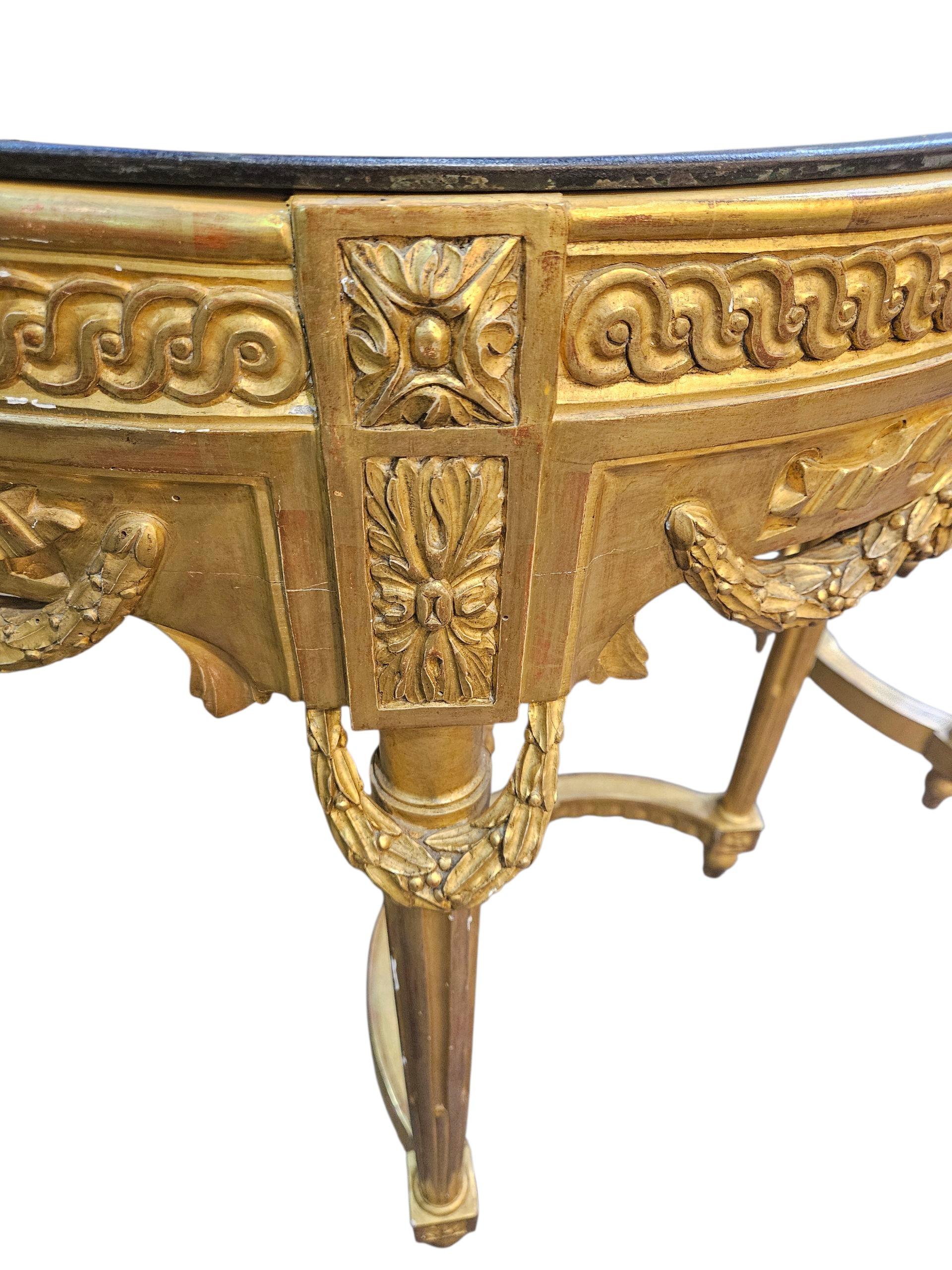 Français Paire de jardinières en bois doré du 19e siècle en vente