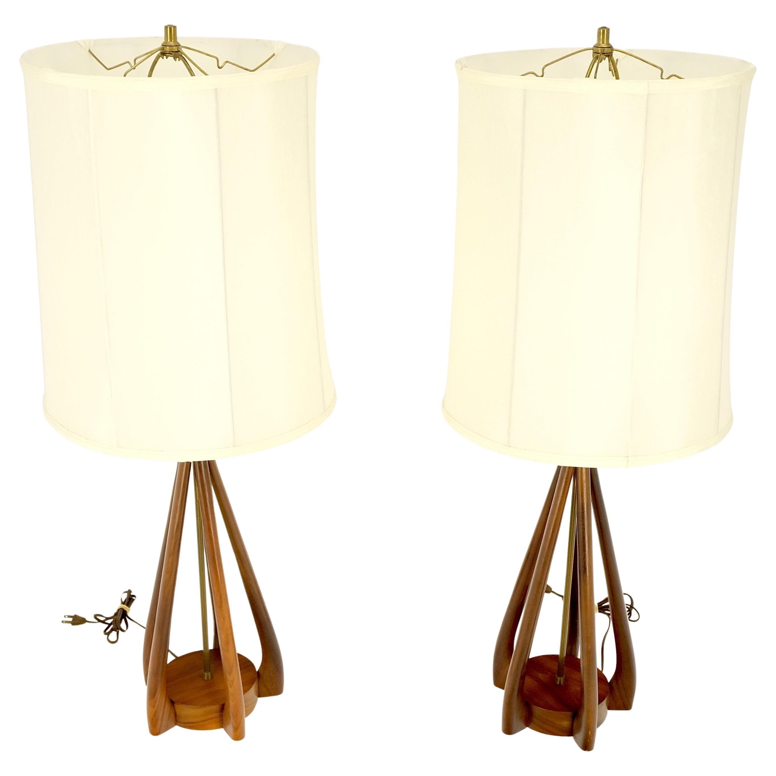 Pair Oiled Walnut Mid-Century Modern Carved Sculptured Table Lamps Pearsal Mint! For Sale