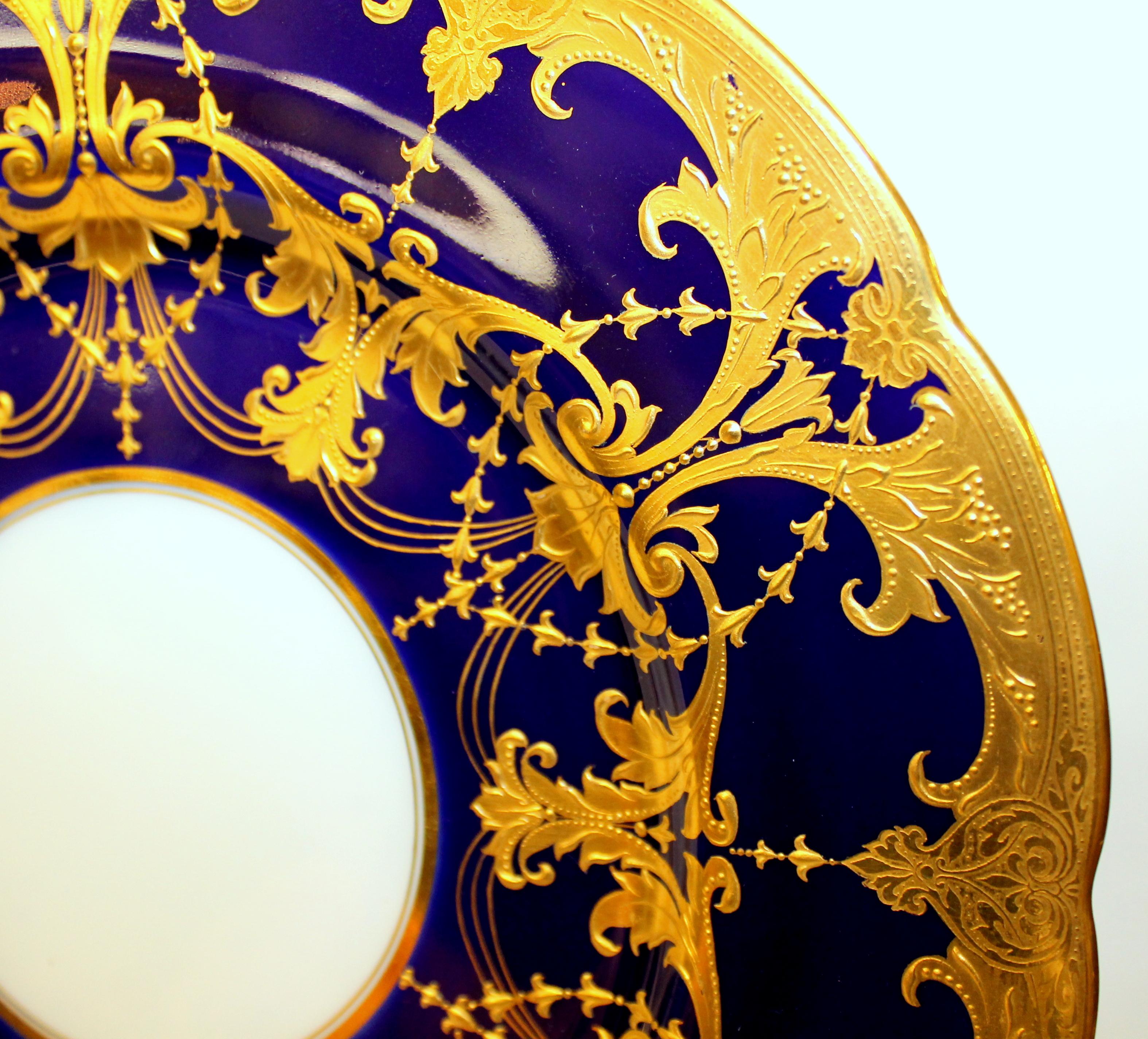Pair of Old Minton Hand Gilt and Cobalt Porcelain Cabinet Plates 3