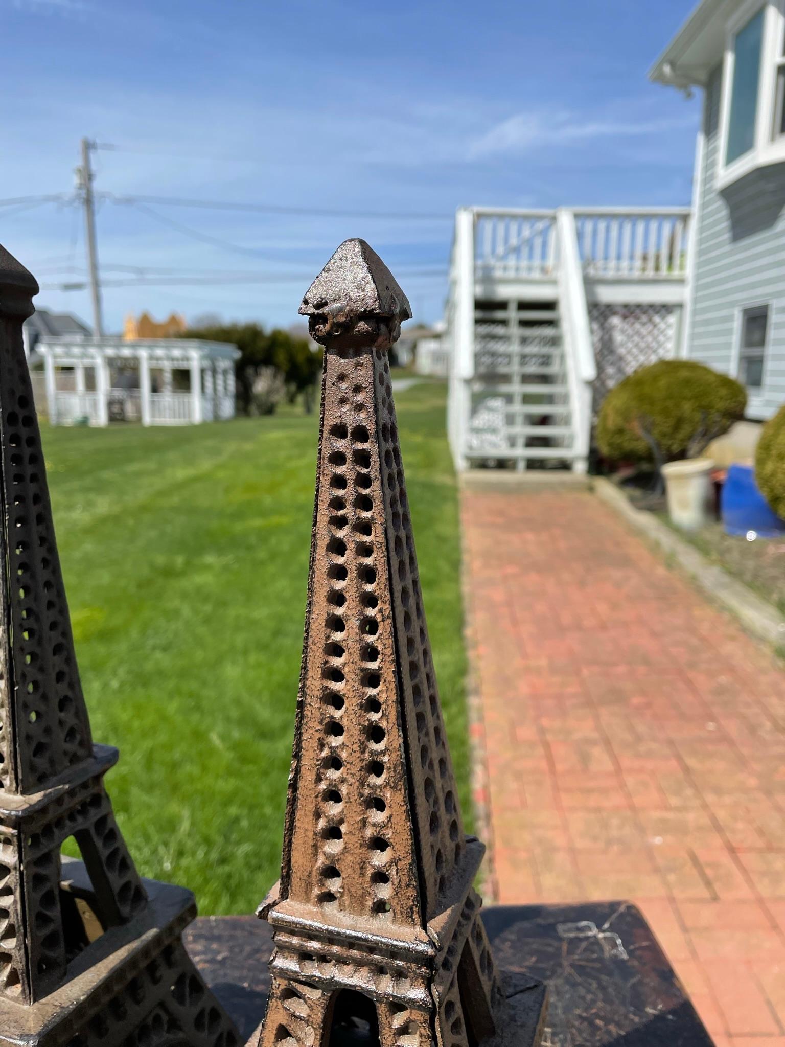 Paar architektonische Laternen „Eiffel Tower“ aus dem alten Paris im Zustand „Gut“ im Angebot in South Burlington, VT