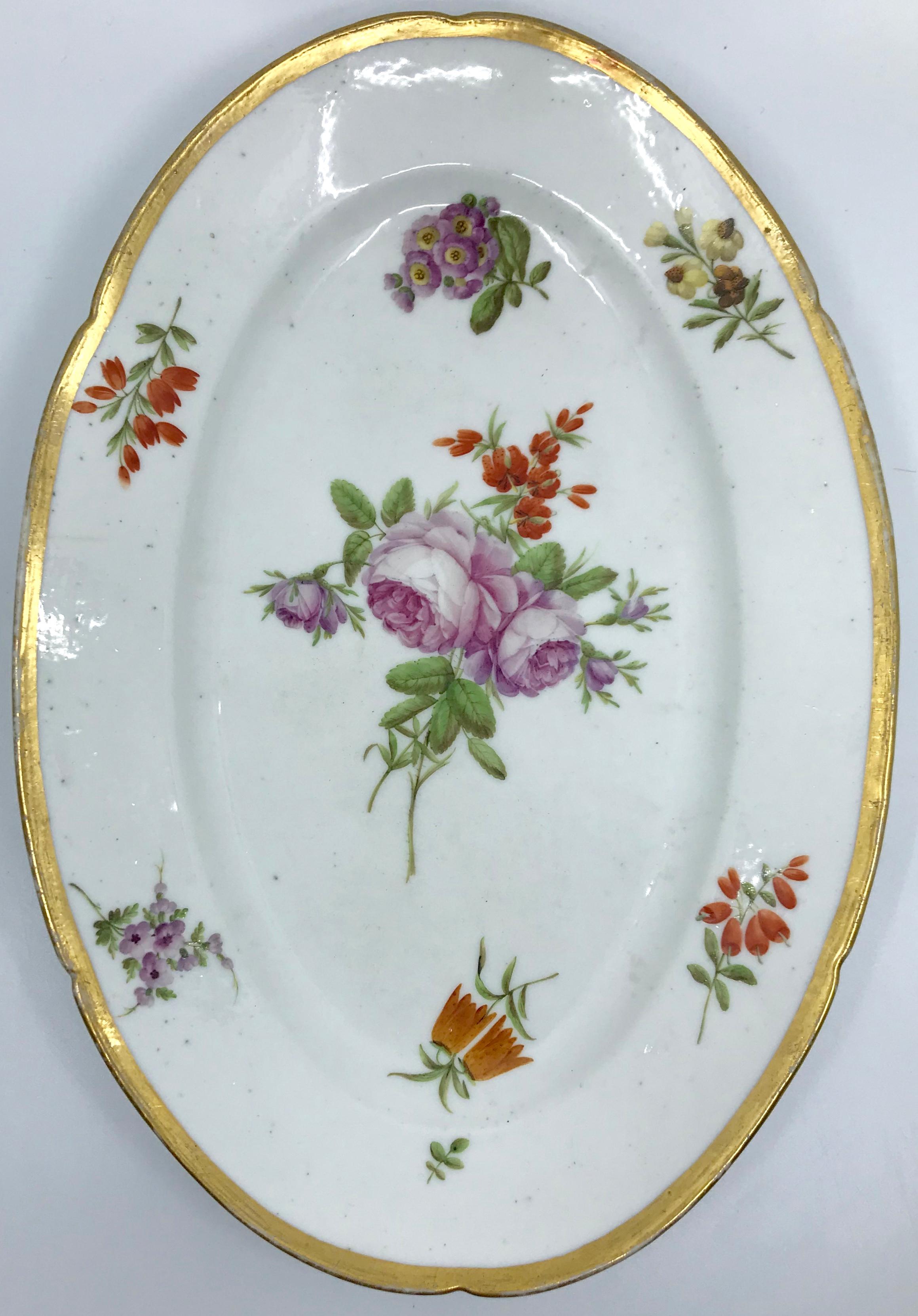 French Pair of Old Paris Gilt Porcelain Floral Platters For Sale