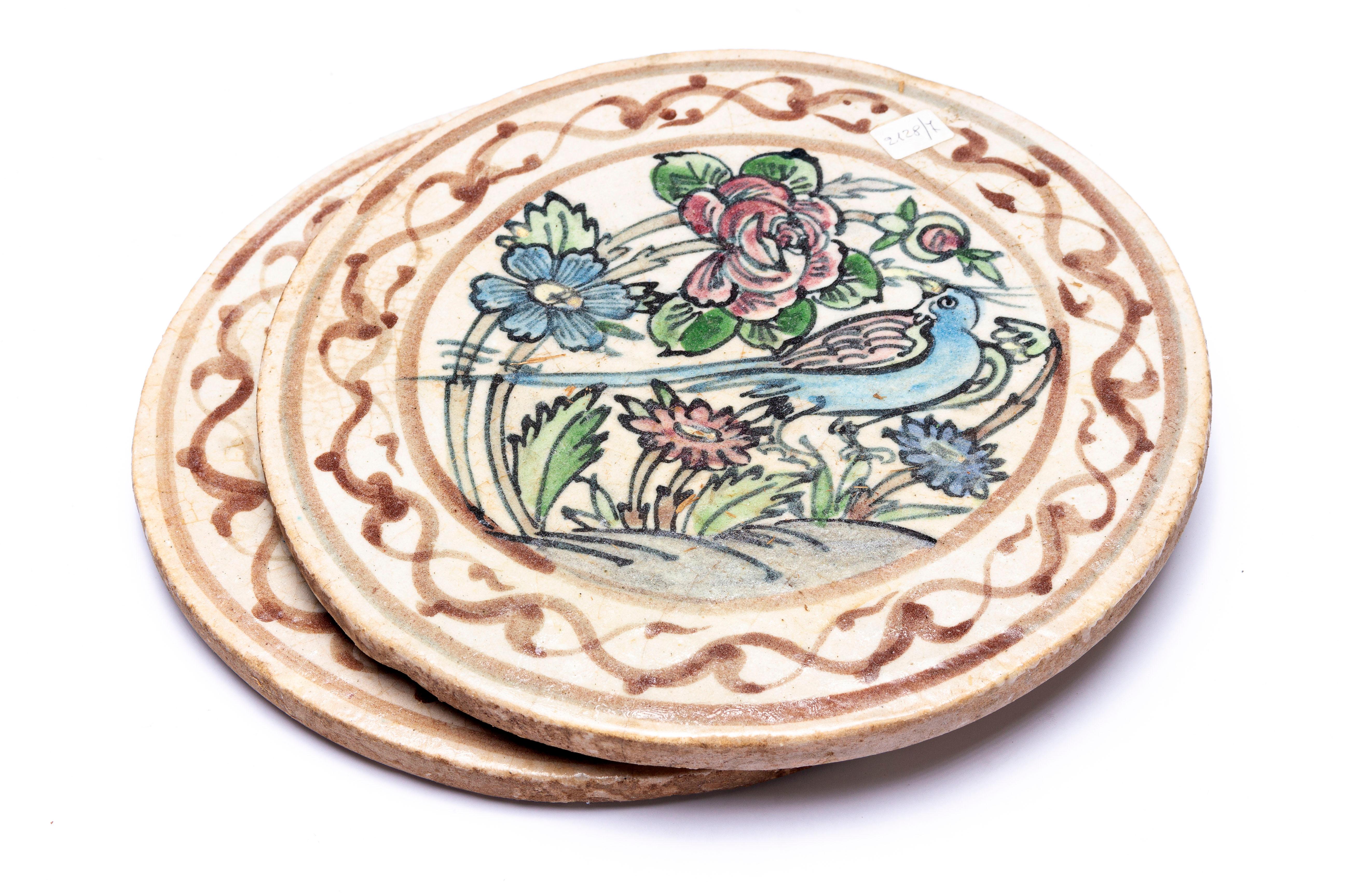 Par de Azulejos Redondos Antiguos Pintados con Flores en Excelente estado para la venta en Alessandria, Piemonte