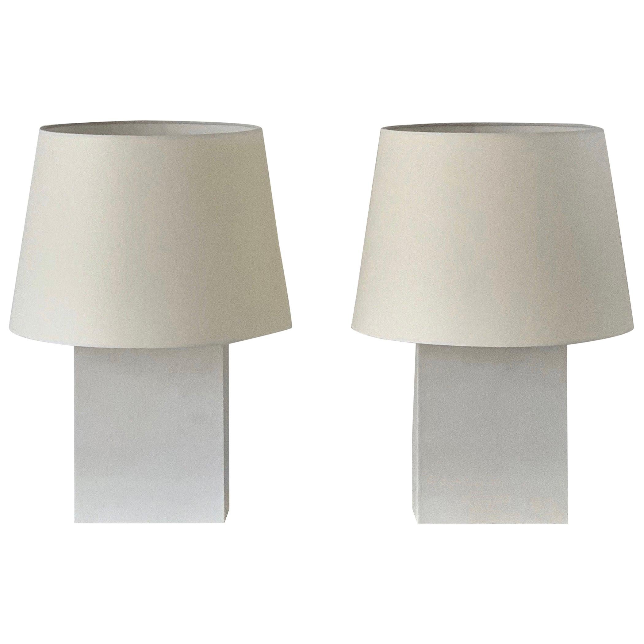 Coppia di grandi lampade in pergamena "Bloc" di Design Frères