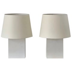 Paire de grandes lampes de table en parchemin 'Bloc' par Design Frères