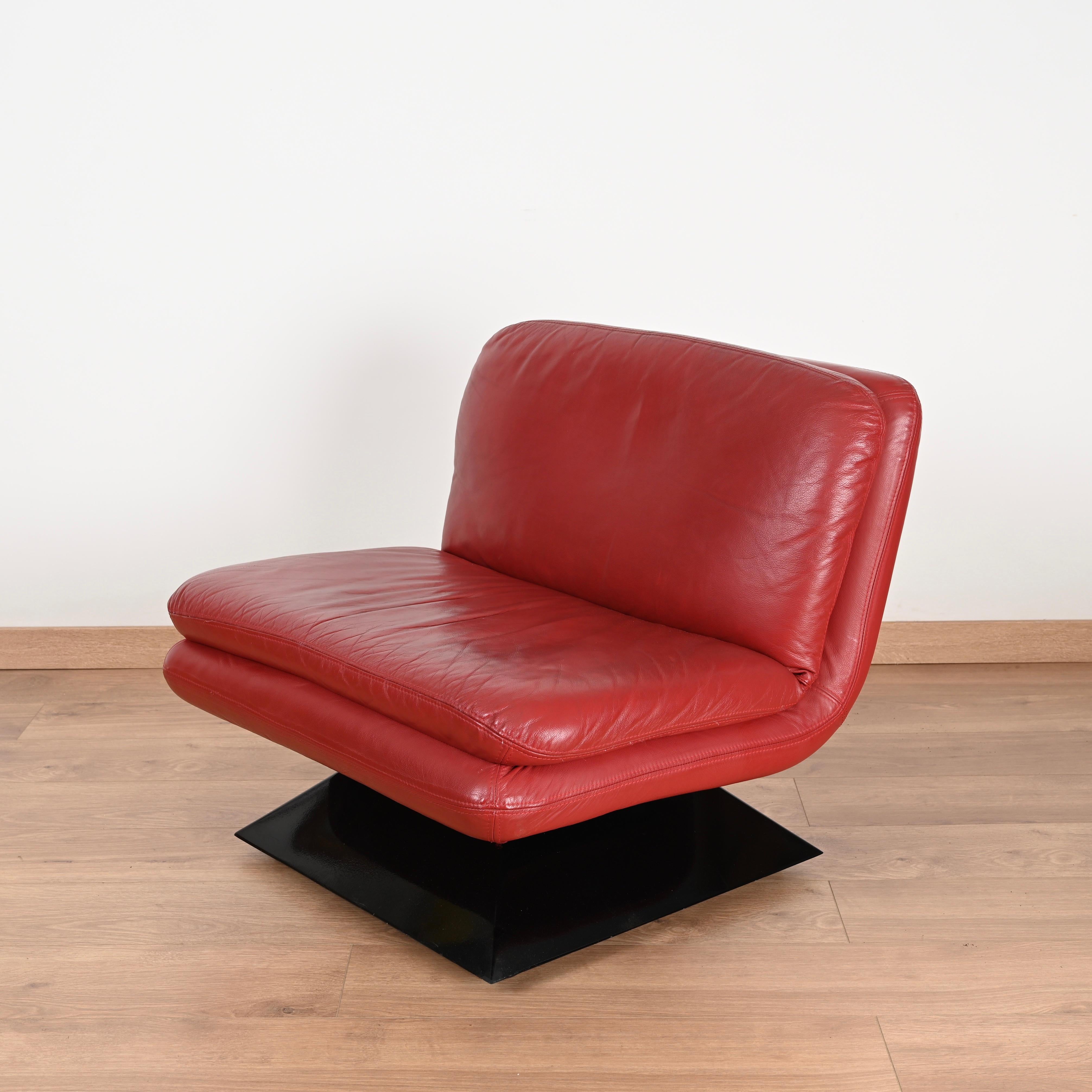 Mid-Century Modern Pair or Maroon Full Grain Leather and Fiberglass Armchairs, Hans Von Klier, '70s For Sale