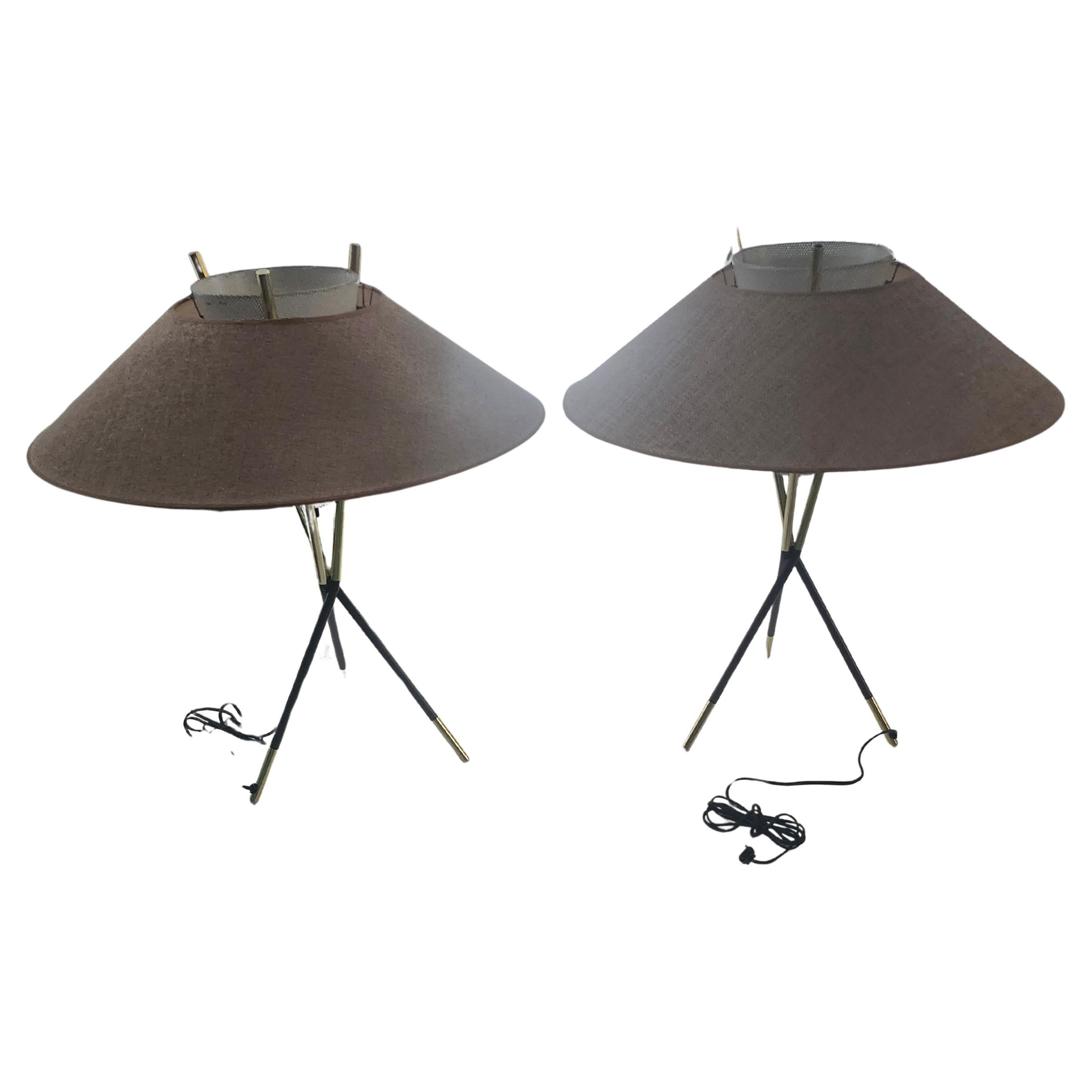 Paire de lampes de bureau triples de style mi-siècle moderne par Gerald Thurston pour Lightolier en vente 4
