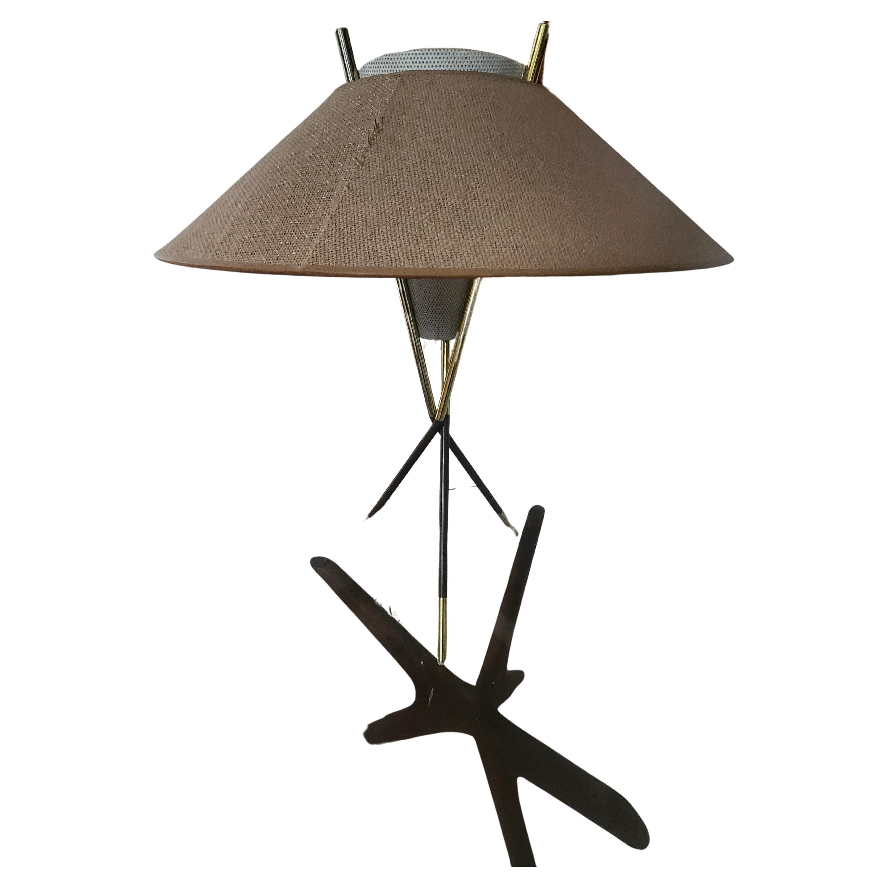 Paire de lampes de bureau triples de style mi-siècle moderne par Gerald Thurston pour Lightolier en vente 6