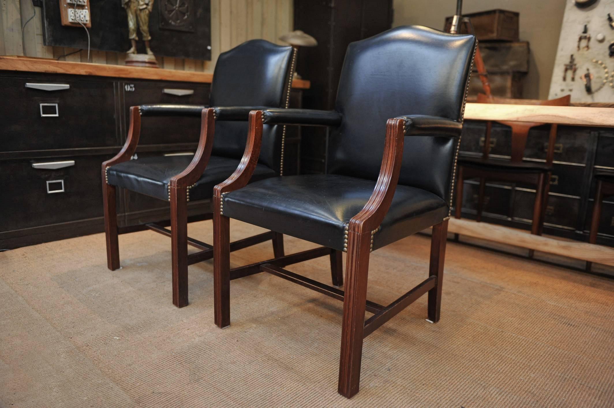 Mid-Century Modern Pair of  De Coene Frères Leather and Wood Armchairs For Sale