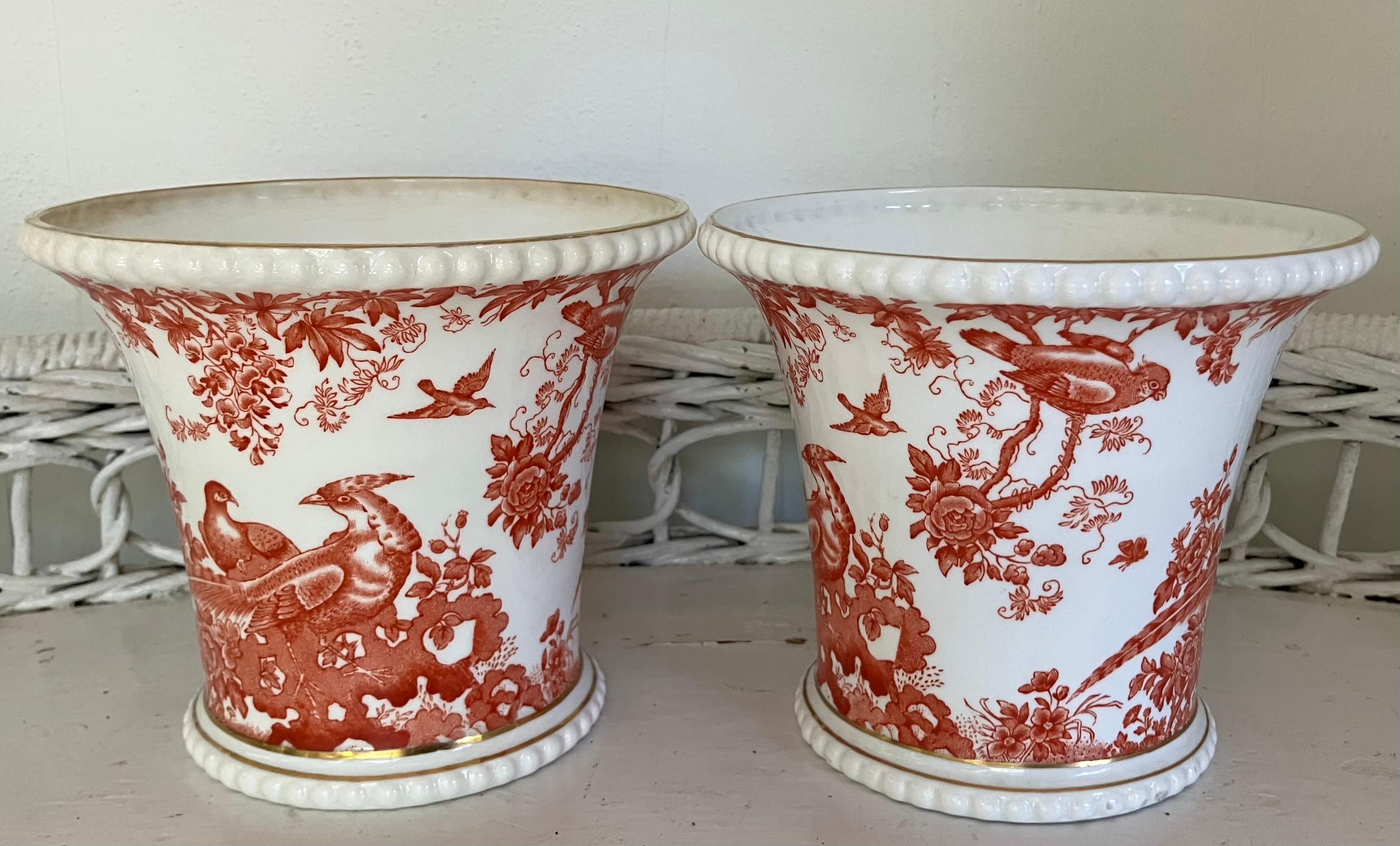 Pair Orange and White Bird Vases In Good Condition For Sale In New York, NY