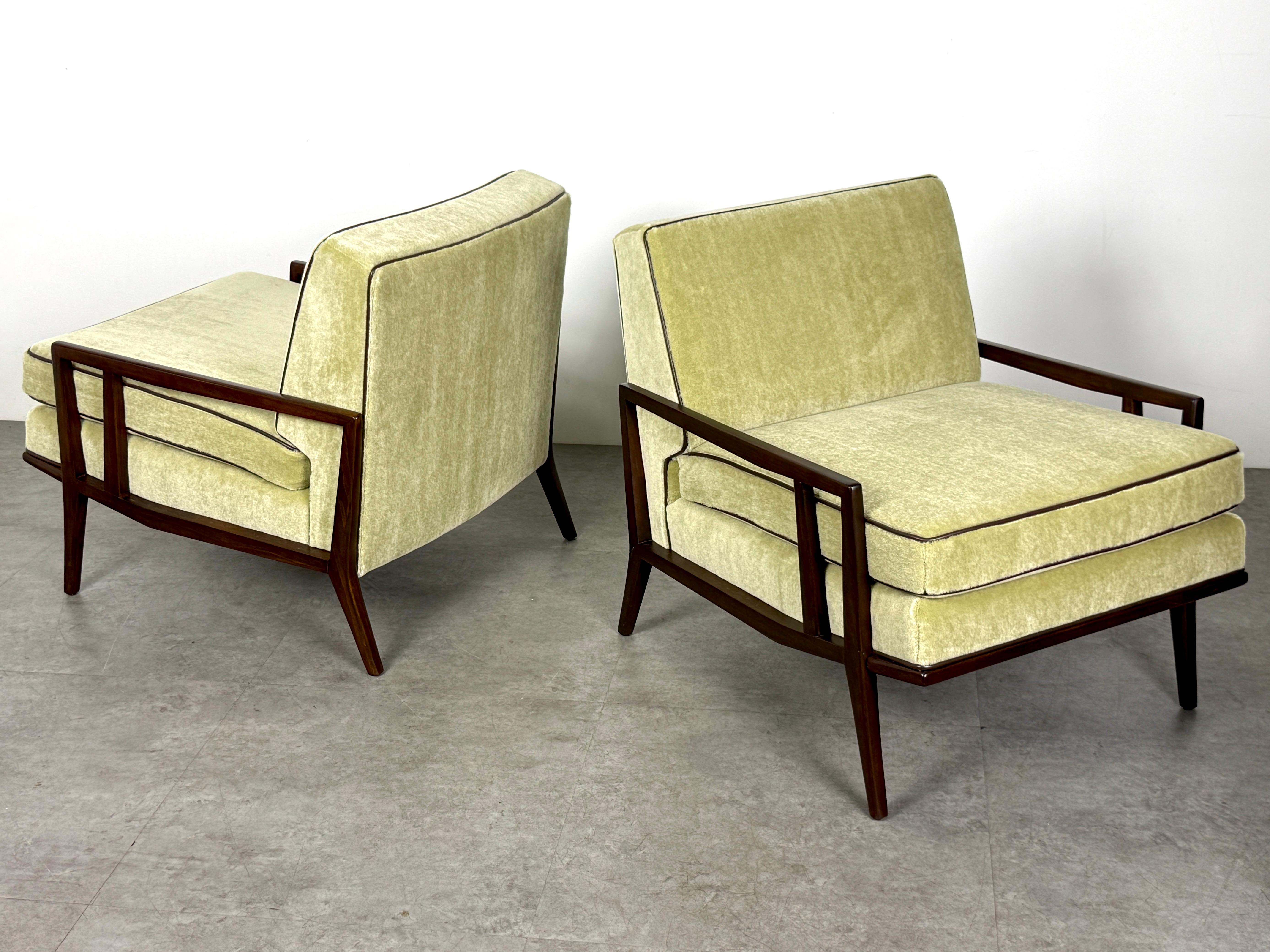 20th Century Pair Original Paul McCobb Custom Craft Directional Lounge Chairs in Mahogany For Sale