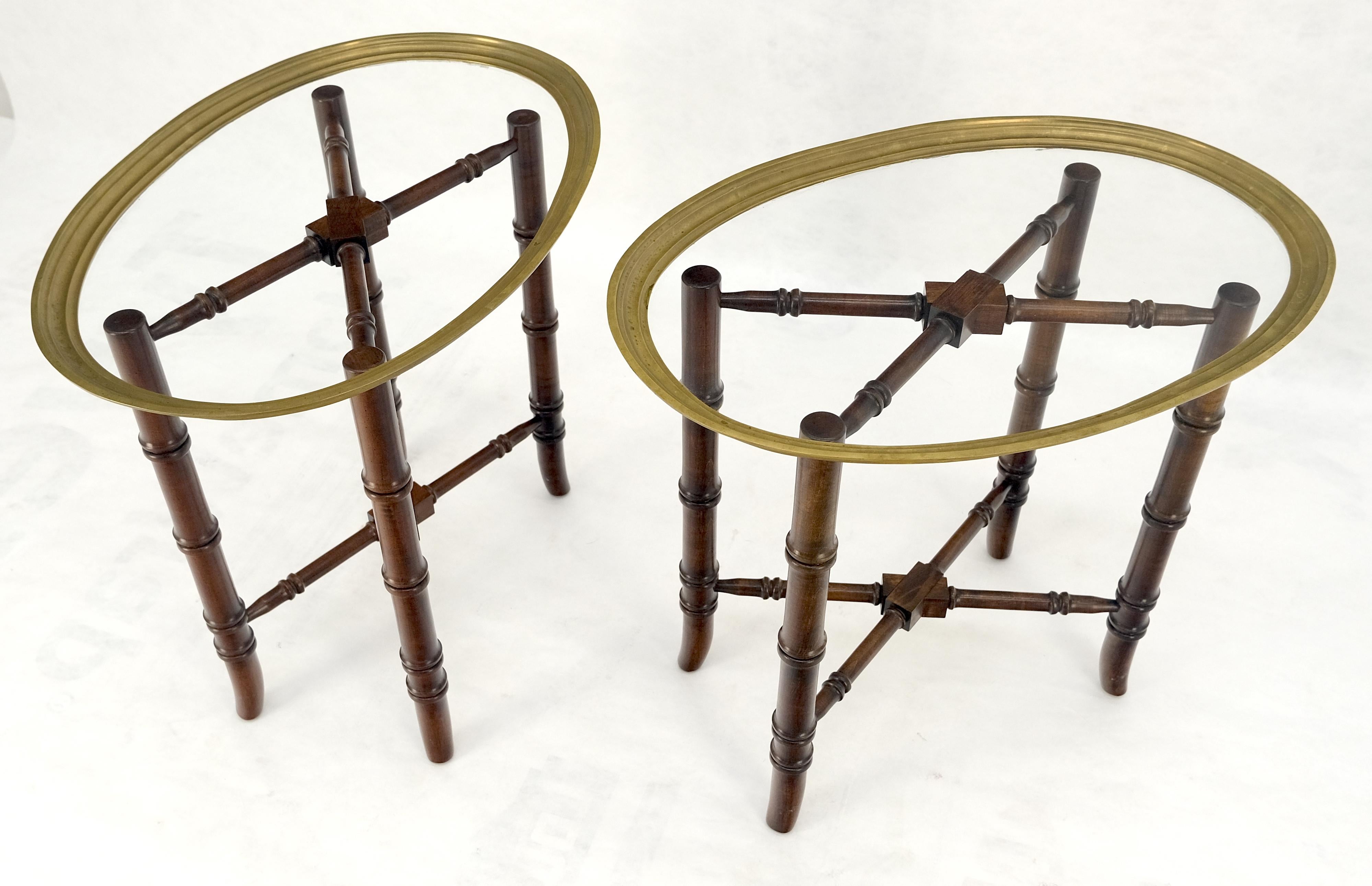 Paire de tables d'appoint ovales en laiton Gallery avec dessus en verre et bases en faux bambou MINT en vente 5