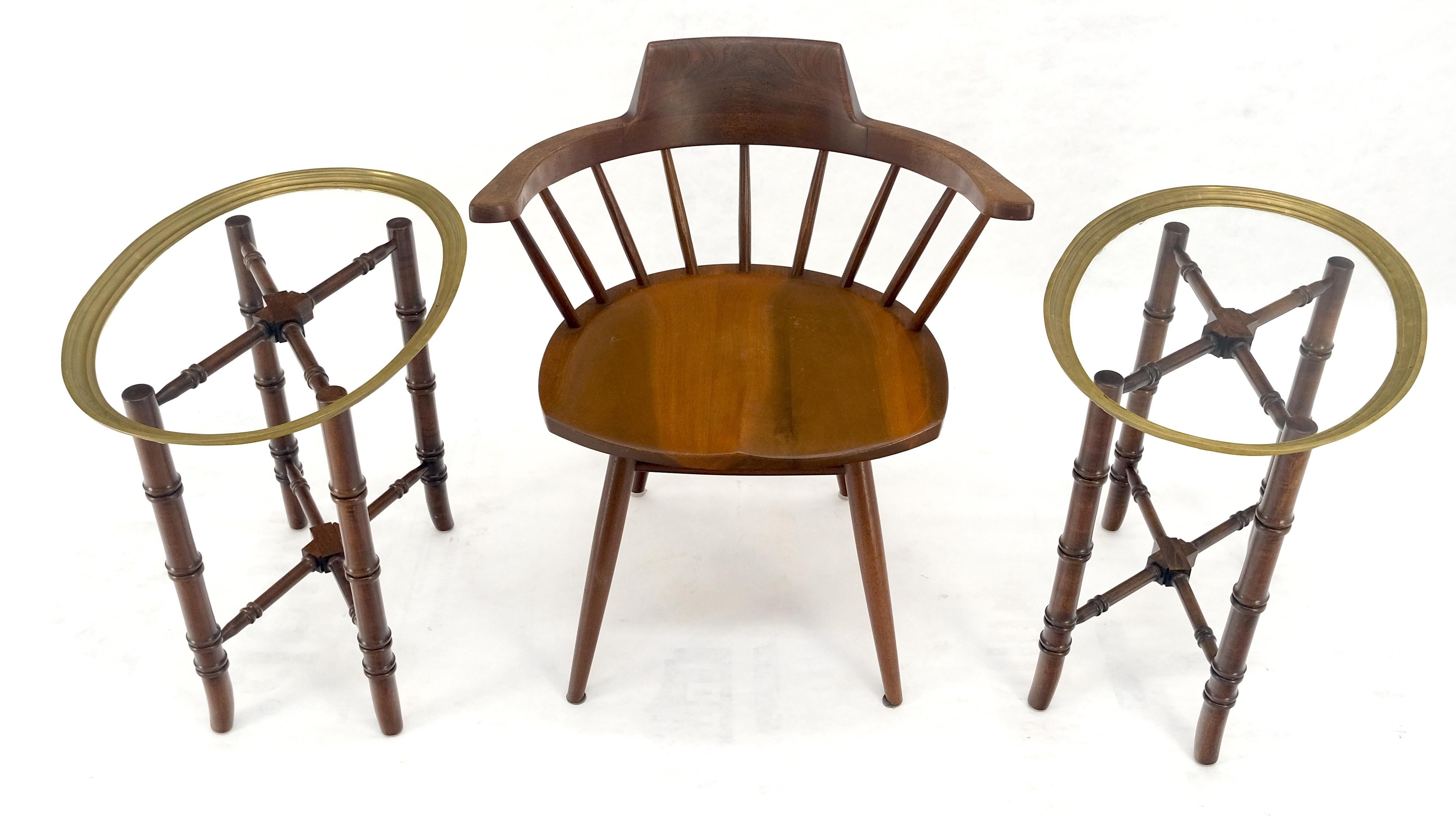 Mid-Century Modern Paire de tables d'appoint ovales en laiton Gallery avec dessus en verre et bases en faux bambou MINT en vente