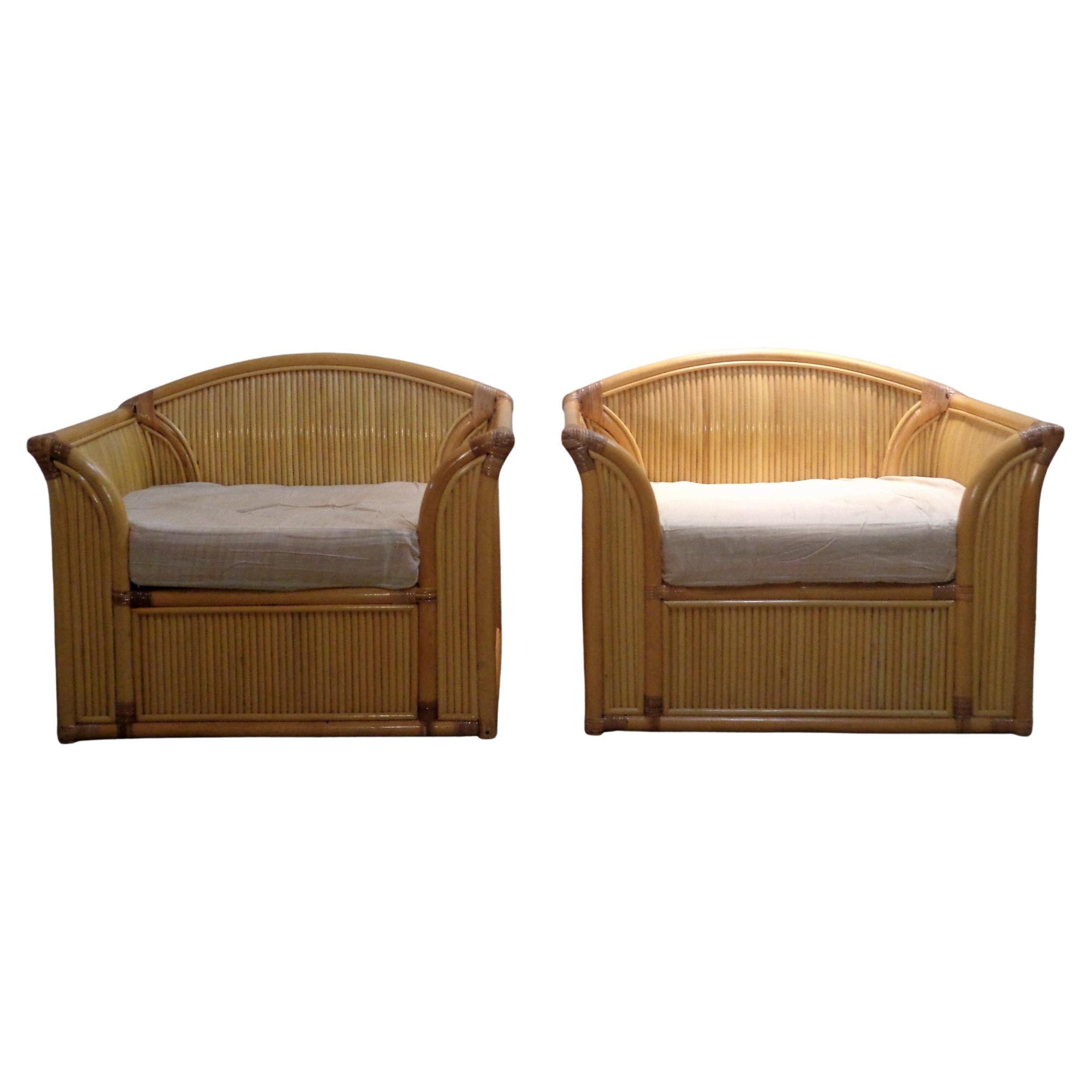 Fait main  Paire de grandes chaises longues en rotin, 1970-1980 en vente