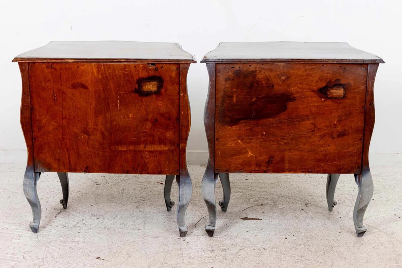 Pair Painted Distressed End Tables In Good Condition In New York, NY