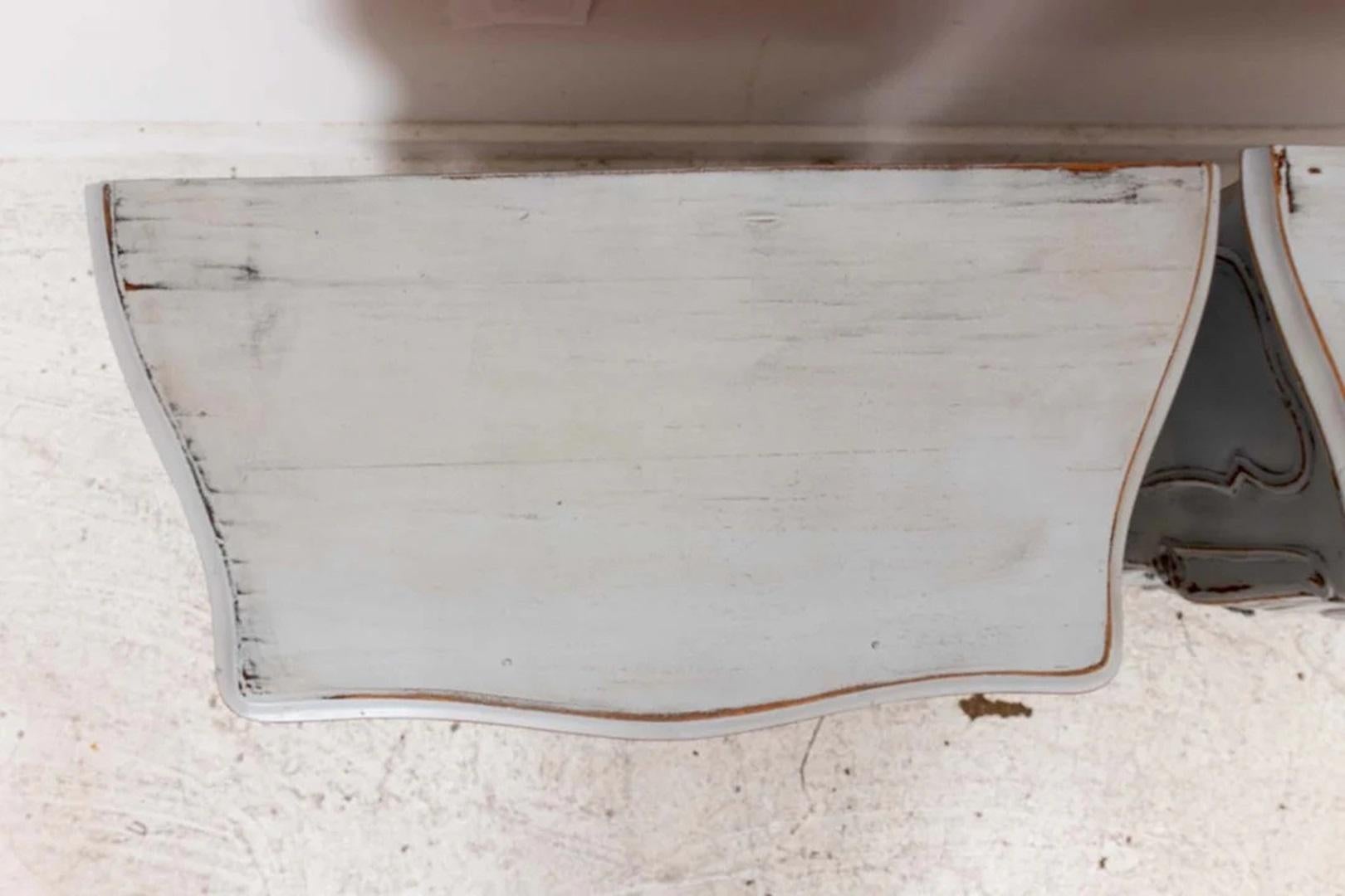 Pair Painted Distressed End Tables 3