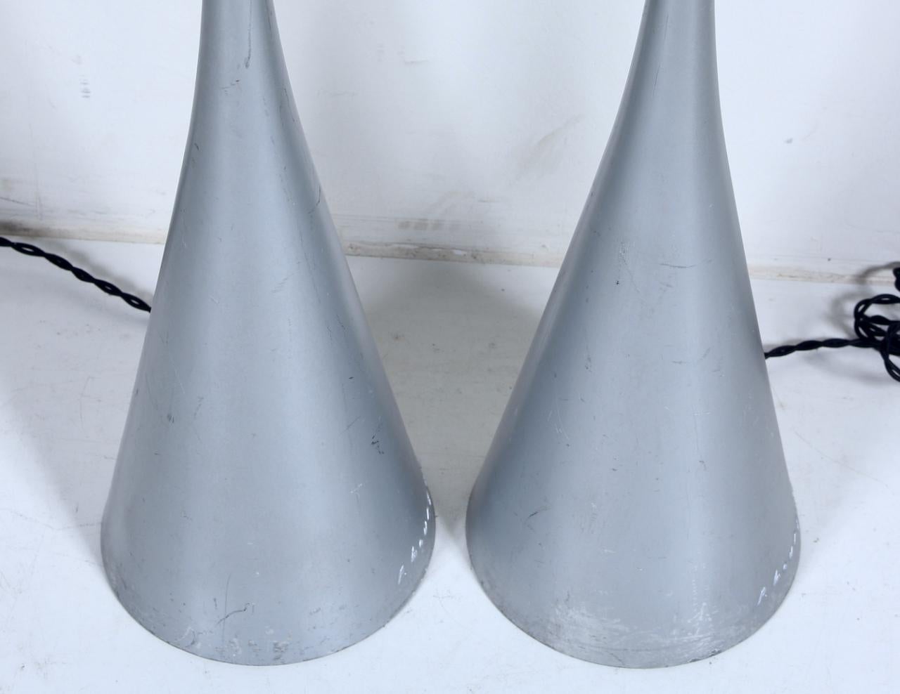 Paar Stehlampen „Cinna“ aus Aluminiumguss von Pascal Mourgue für Ligne-Roset, 1990er Jahre im Angebot 8