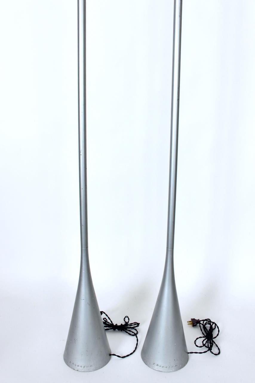 Paar Stehlampen „Cinna“ aus Aluminiumguss von Pascal Mourgue für Ligne-Roset, 1990er Jahre (20. Jahrhundert) im Angebot