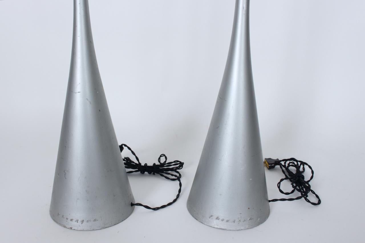 Paar Stehlampen „Cinna“ aus Aluminiumguss von Pascal Mourgue für Ligne-Roset, 1990er Jahre im Angebot 4