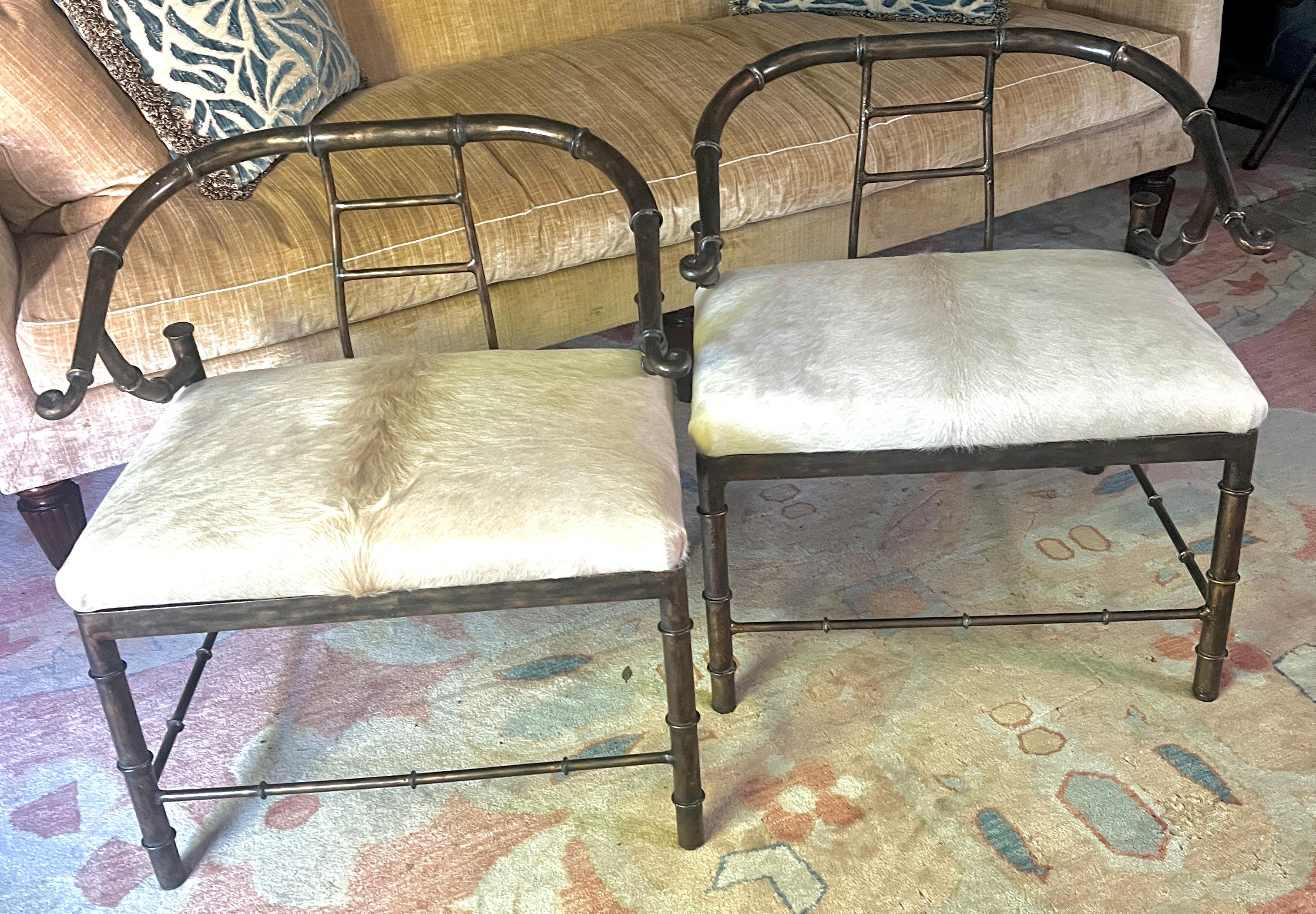 Pair Patinated Mastercraft Faux Bamboo Chairs with Pony Skin Upholstery en venta 1