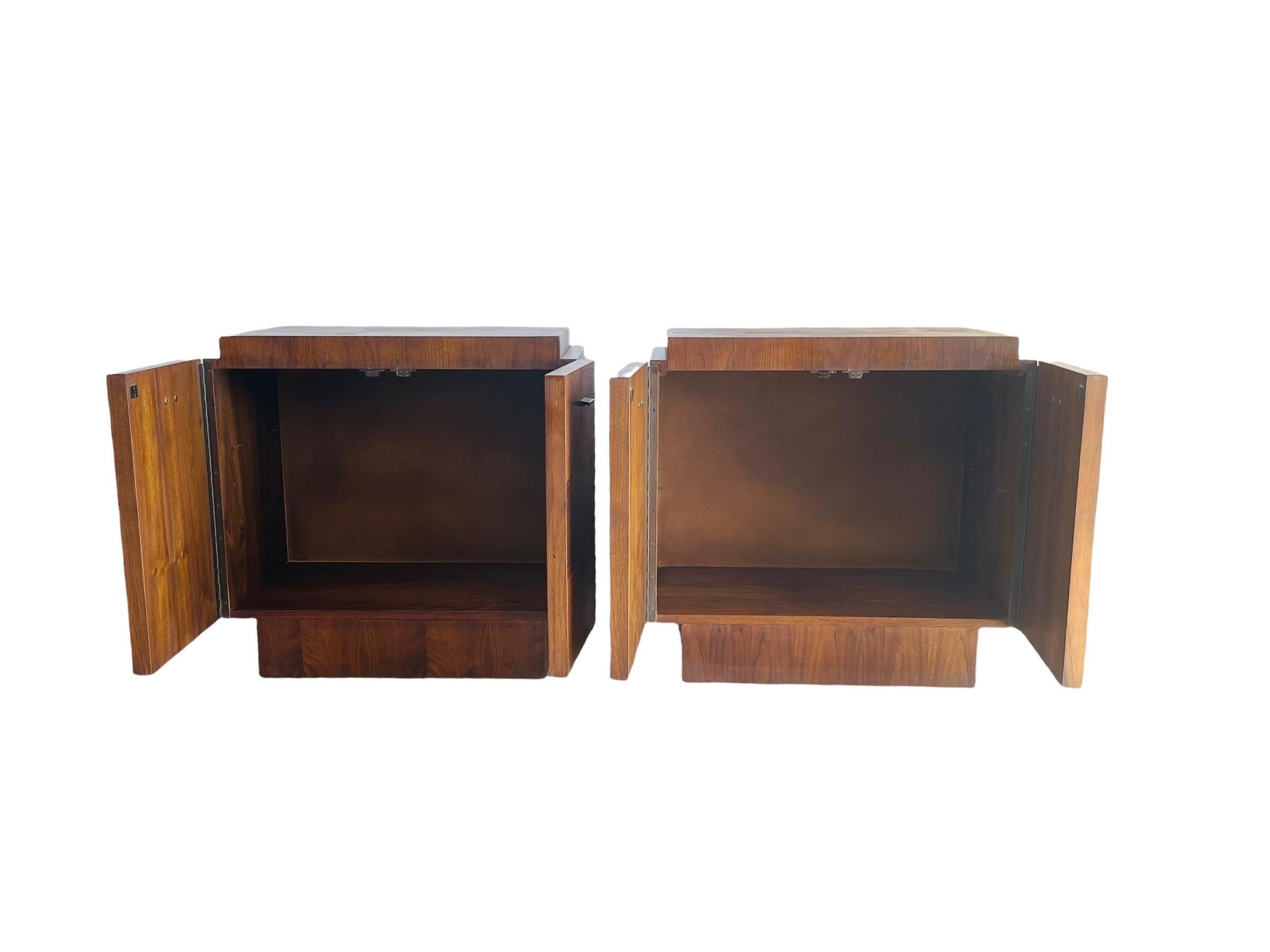 Walnut Pair Paul Evens Style Nightstands by Tobago Furniture