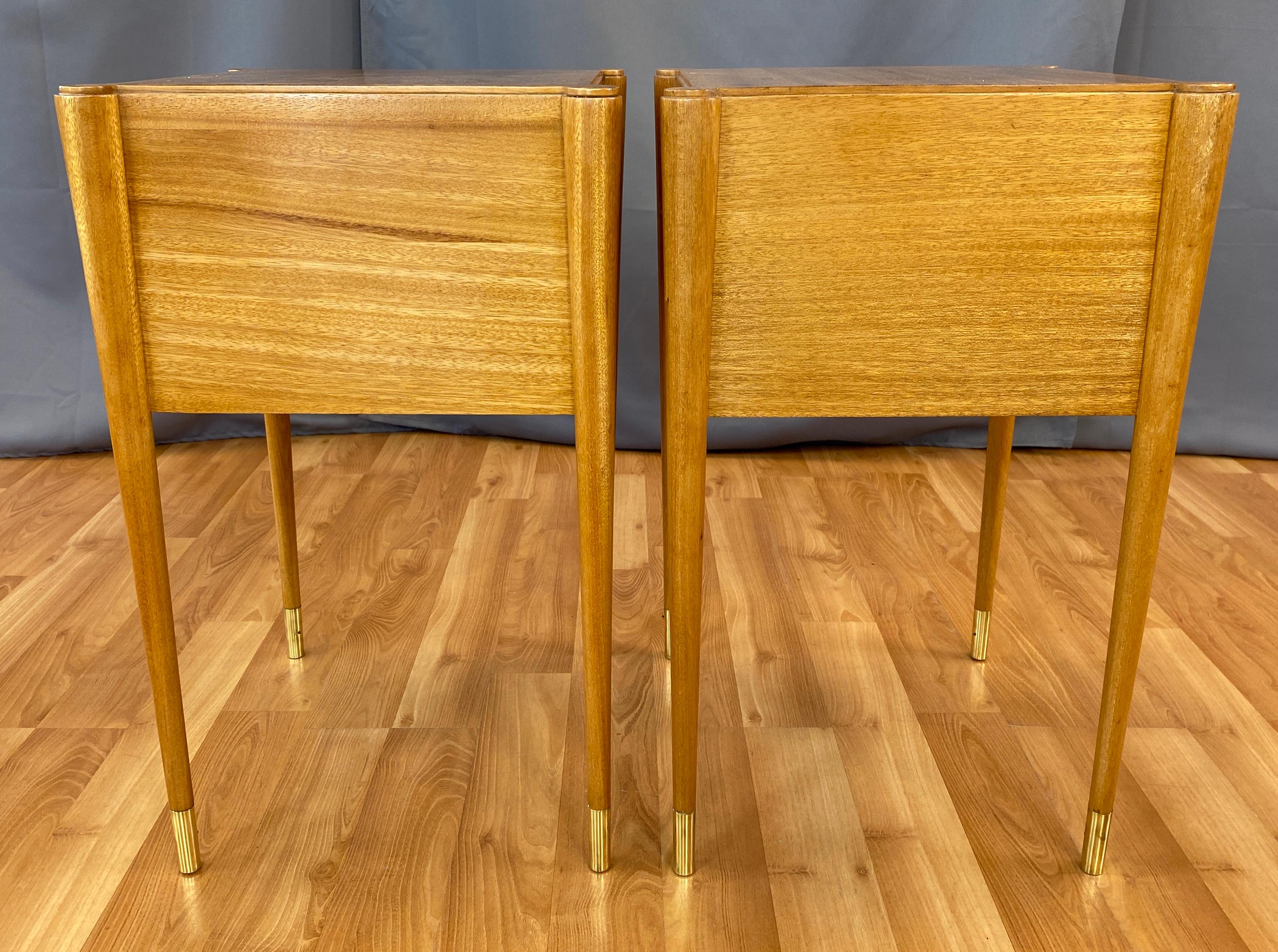 Pair Paul Frankl for Brown Saltman Blonde Mahogany Sleek Leg End Tables In Good Condition In San Francisco, CA