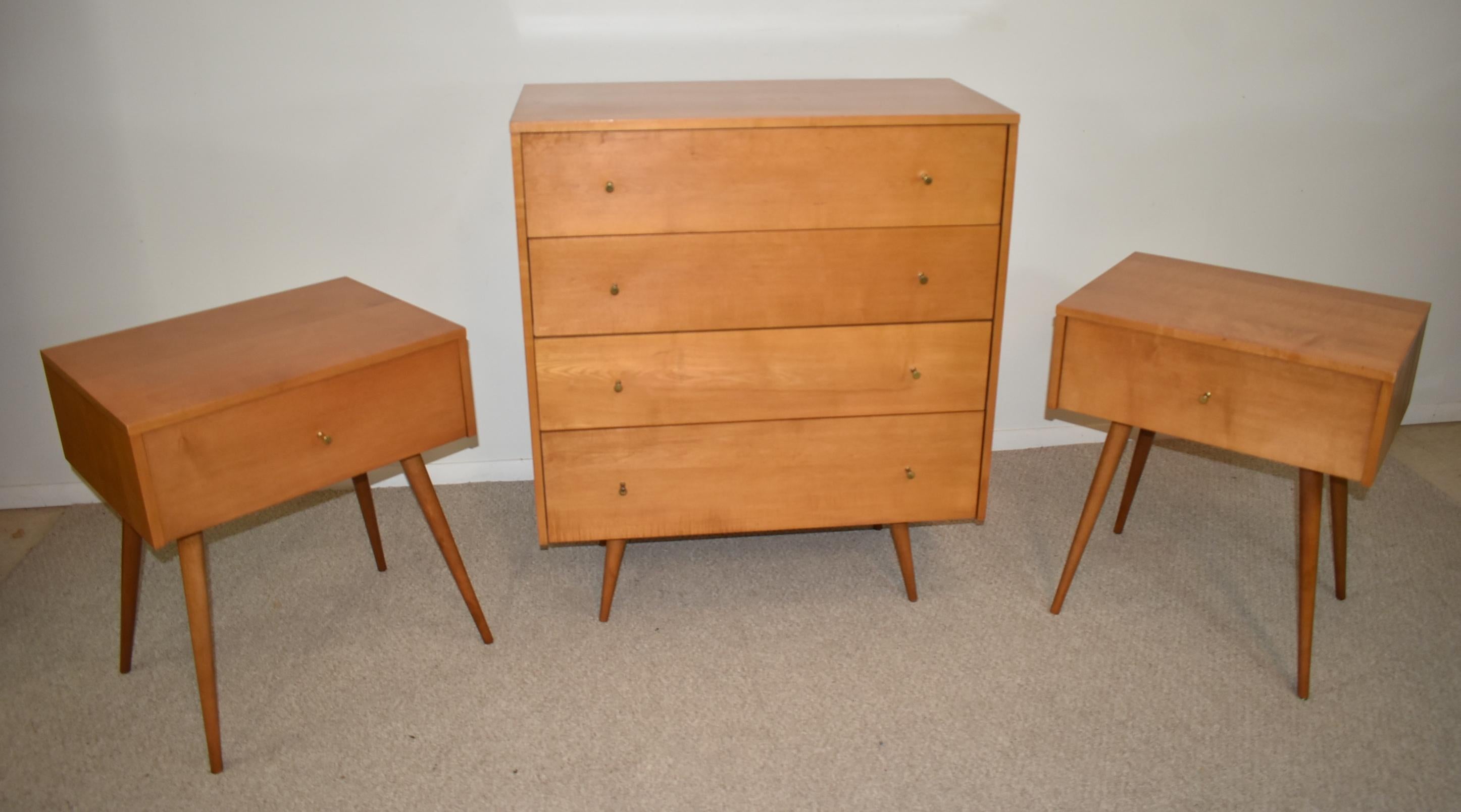 20th Century Pair Paul McCobb Maple Nightstands Planner Group Winchendon Furniture For Sale
