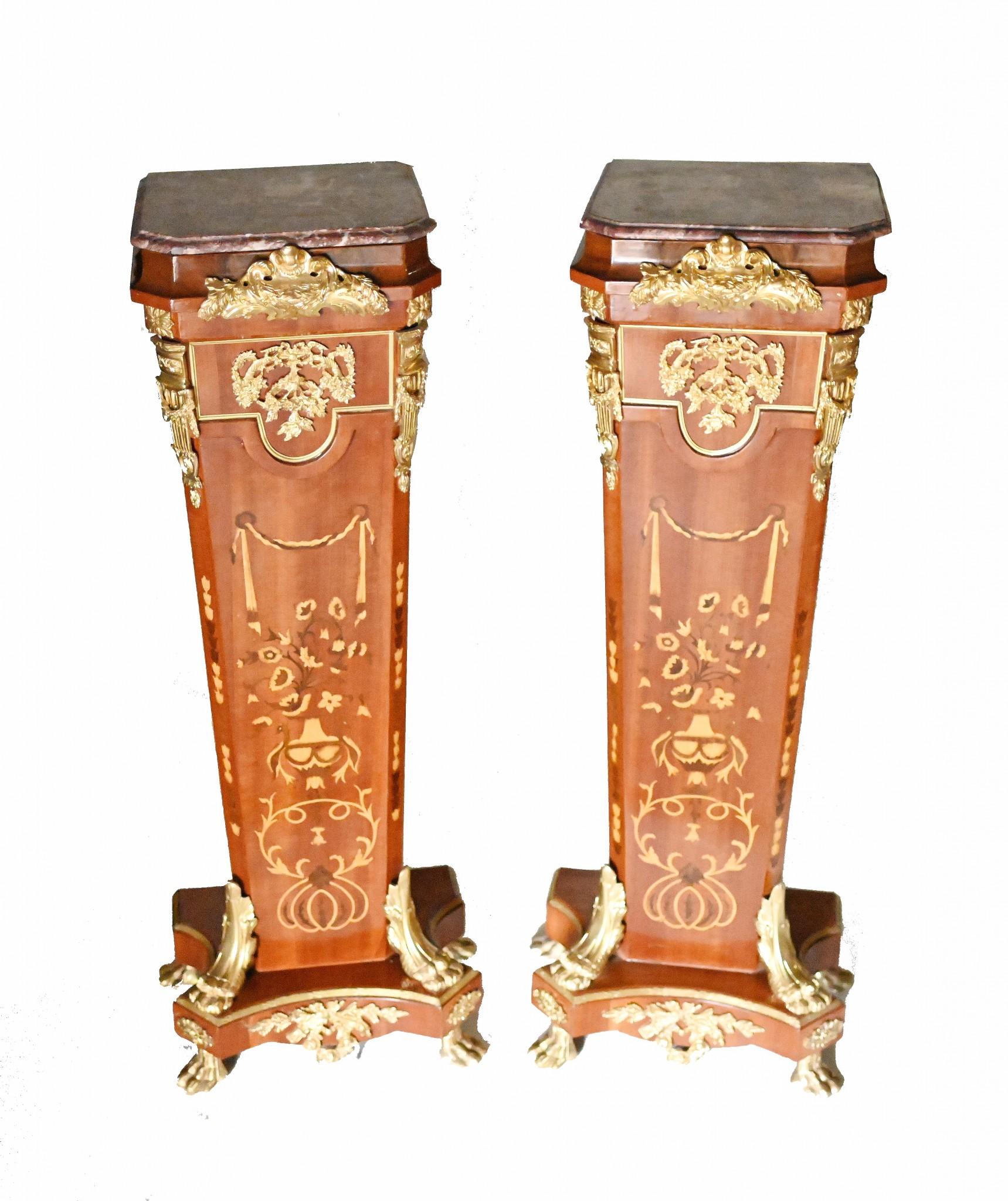 Paire de piédestaux de tables hautes Empire français incrustés en vente 1