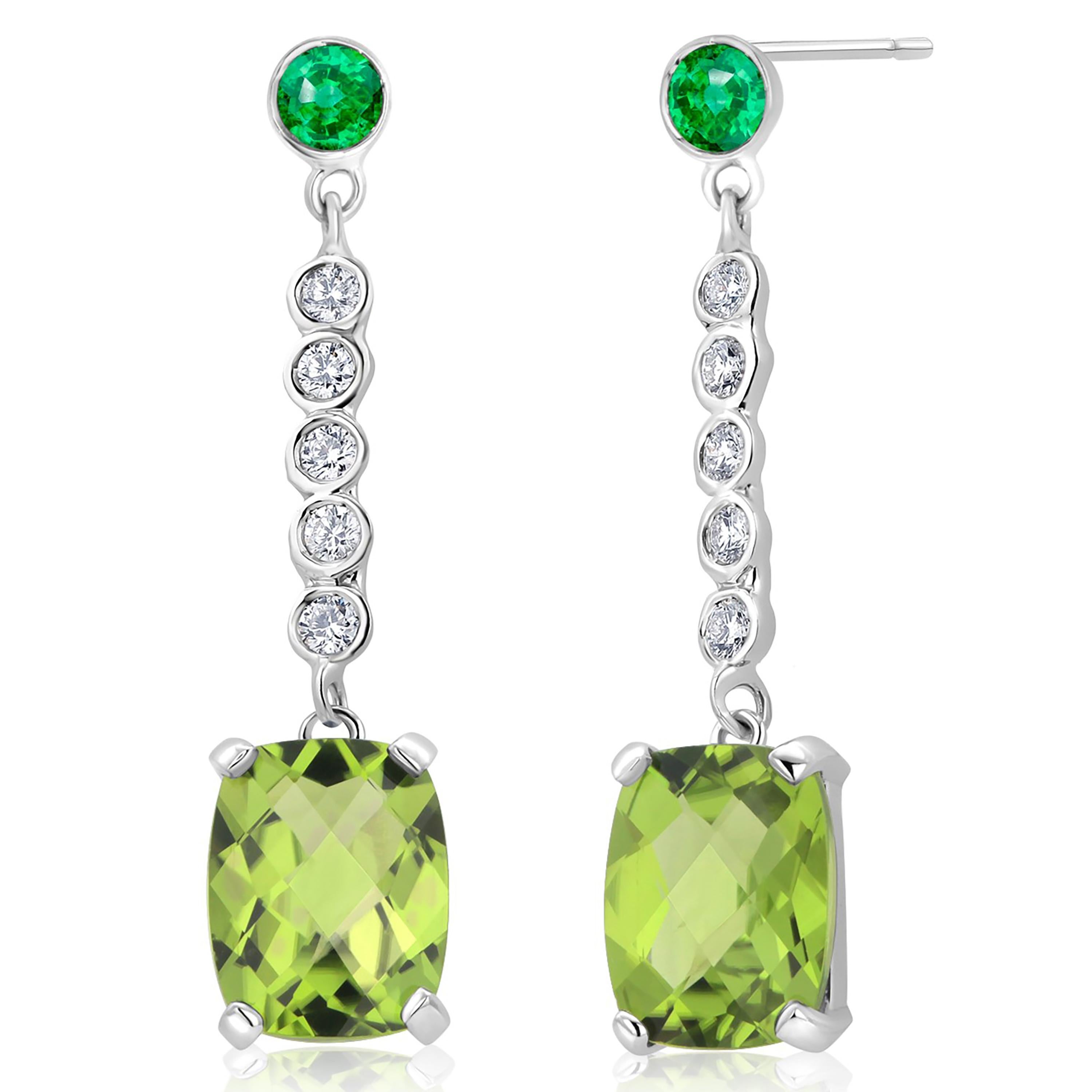 Pair Peridot Diamonds Emeralds 4.85 Carat Lariat White Gold 1.20 Inch Earrings  For Sale 1