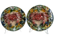 Coppia di piatti da parete Petite Majolica Palissy Portuguese Crab, circa anni '50