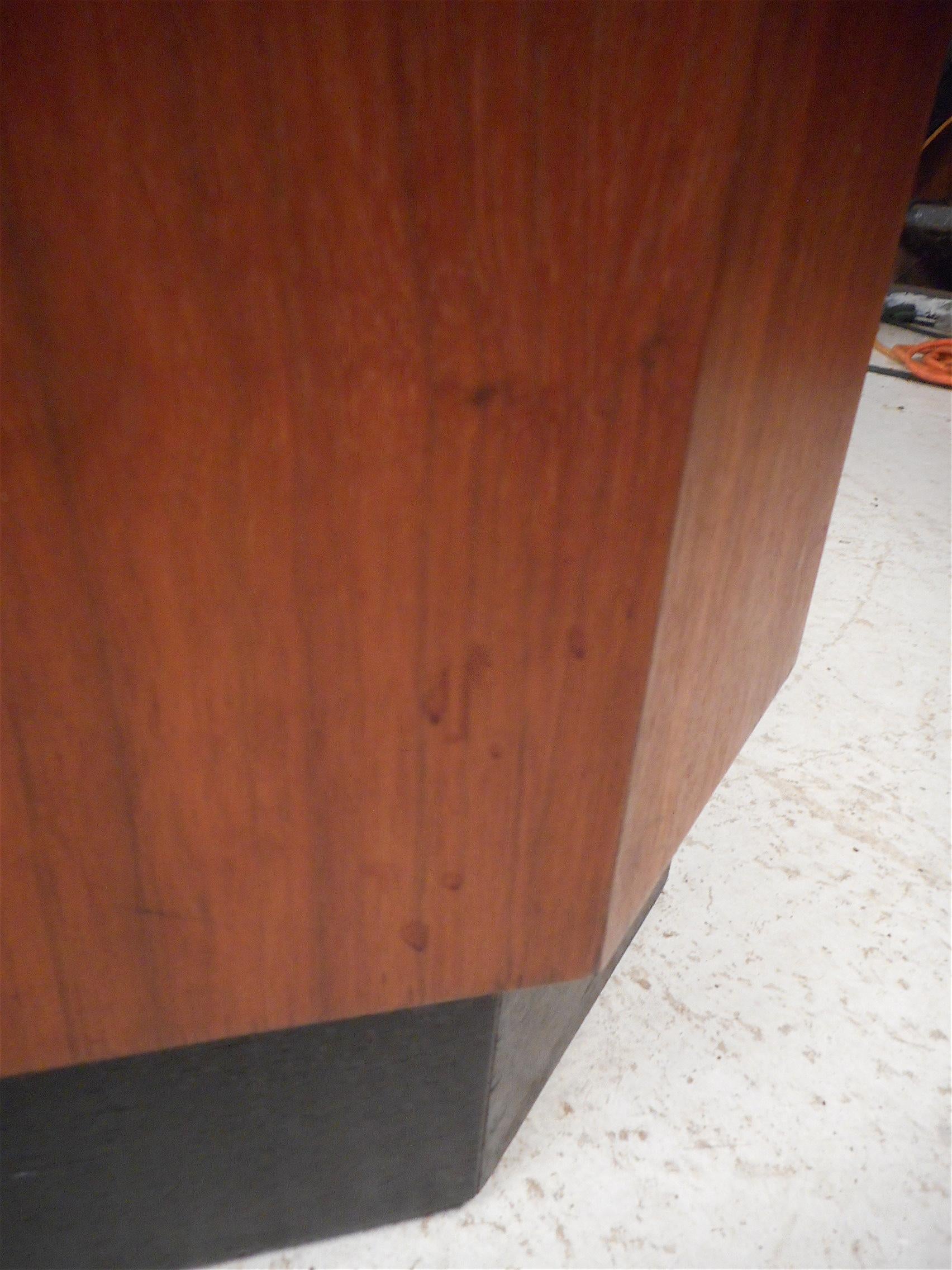 Pair of Petite Midcentury Slate Top Tables after Fred Kemp 7
