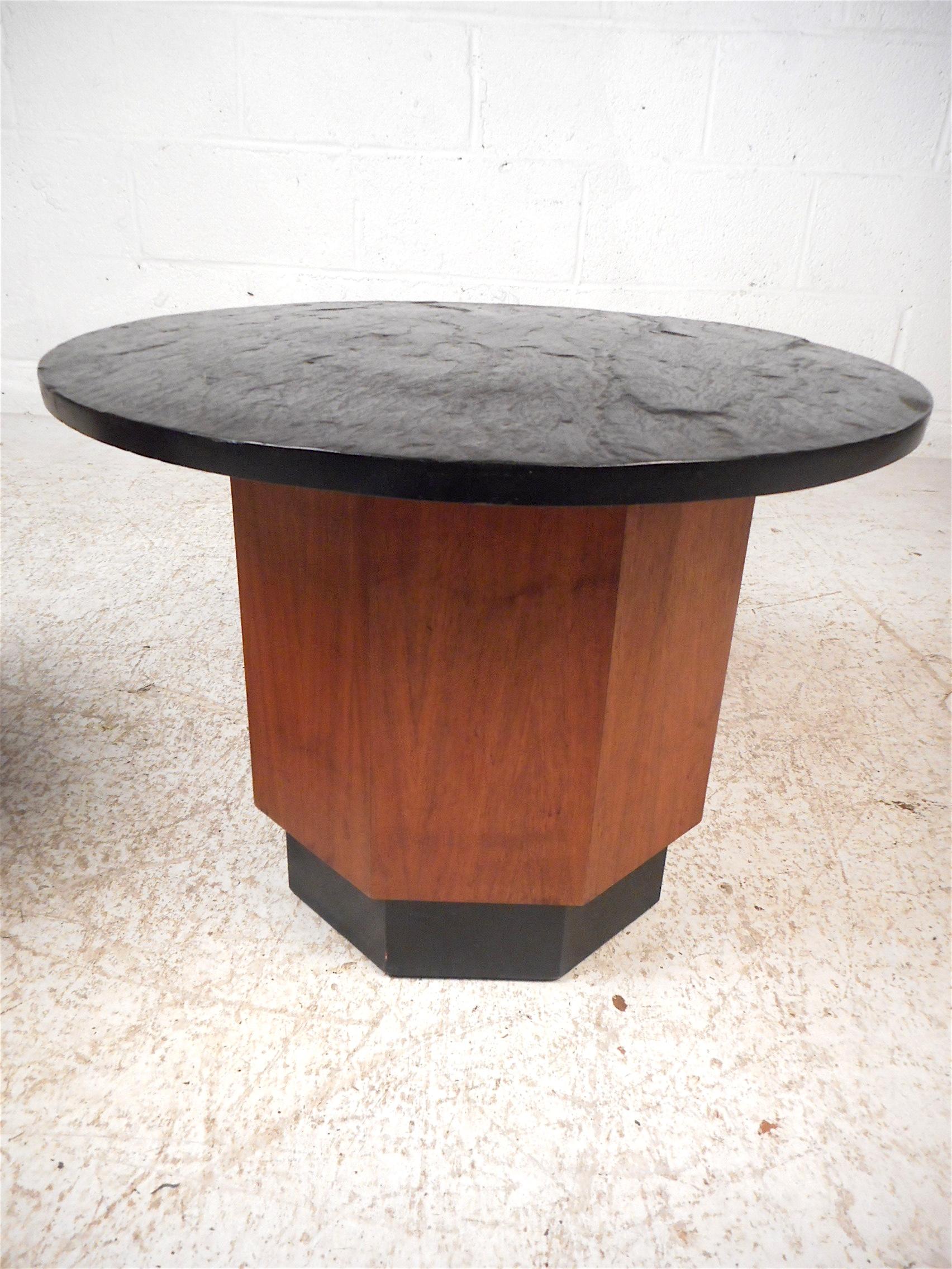 Pair of Petite Midcentury Slate Top Tables after Fred Kemp In Good Condition In Brooklyn, NY