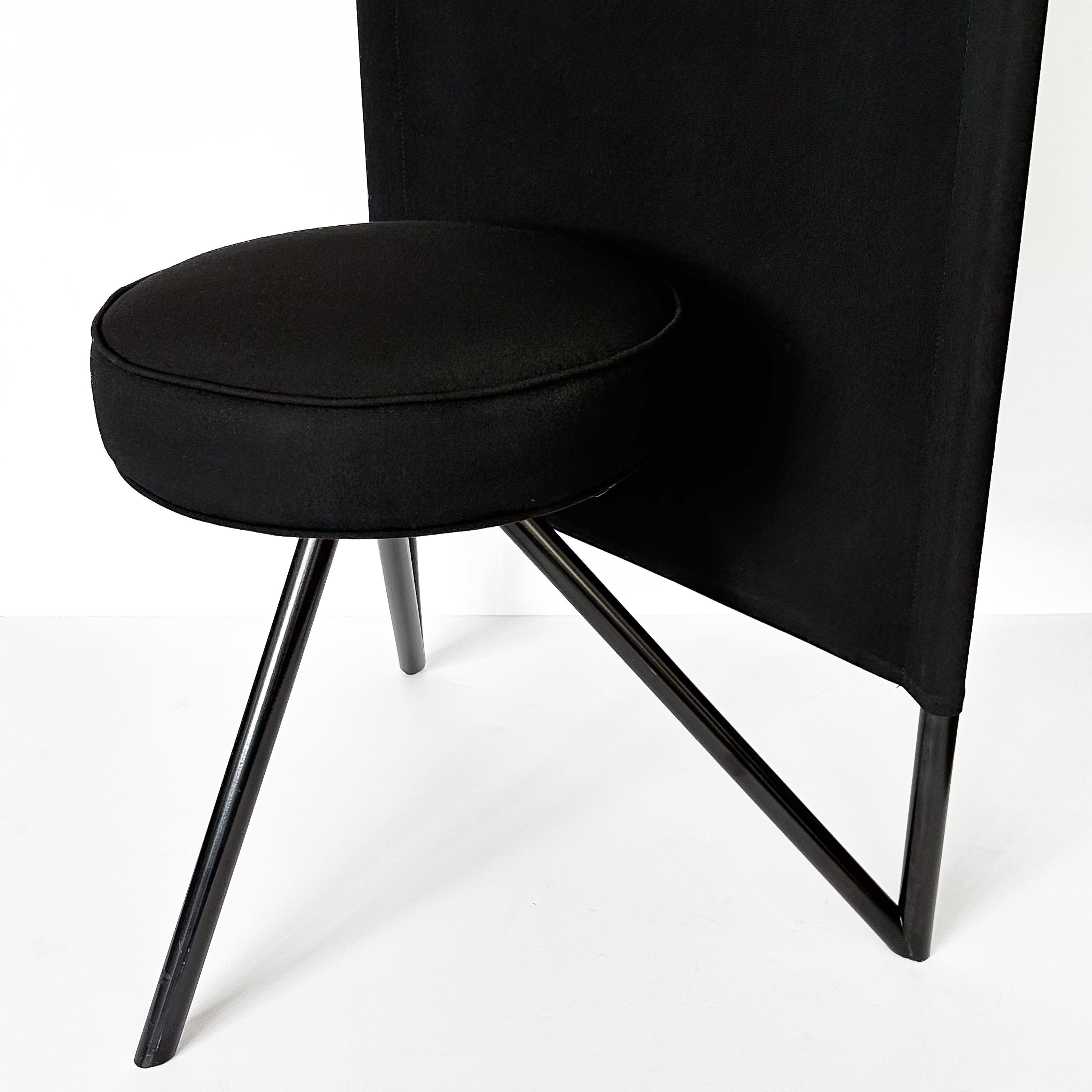 Paire de chaises postmodernes Miss Wirt Philippe Starck 7