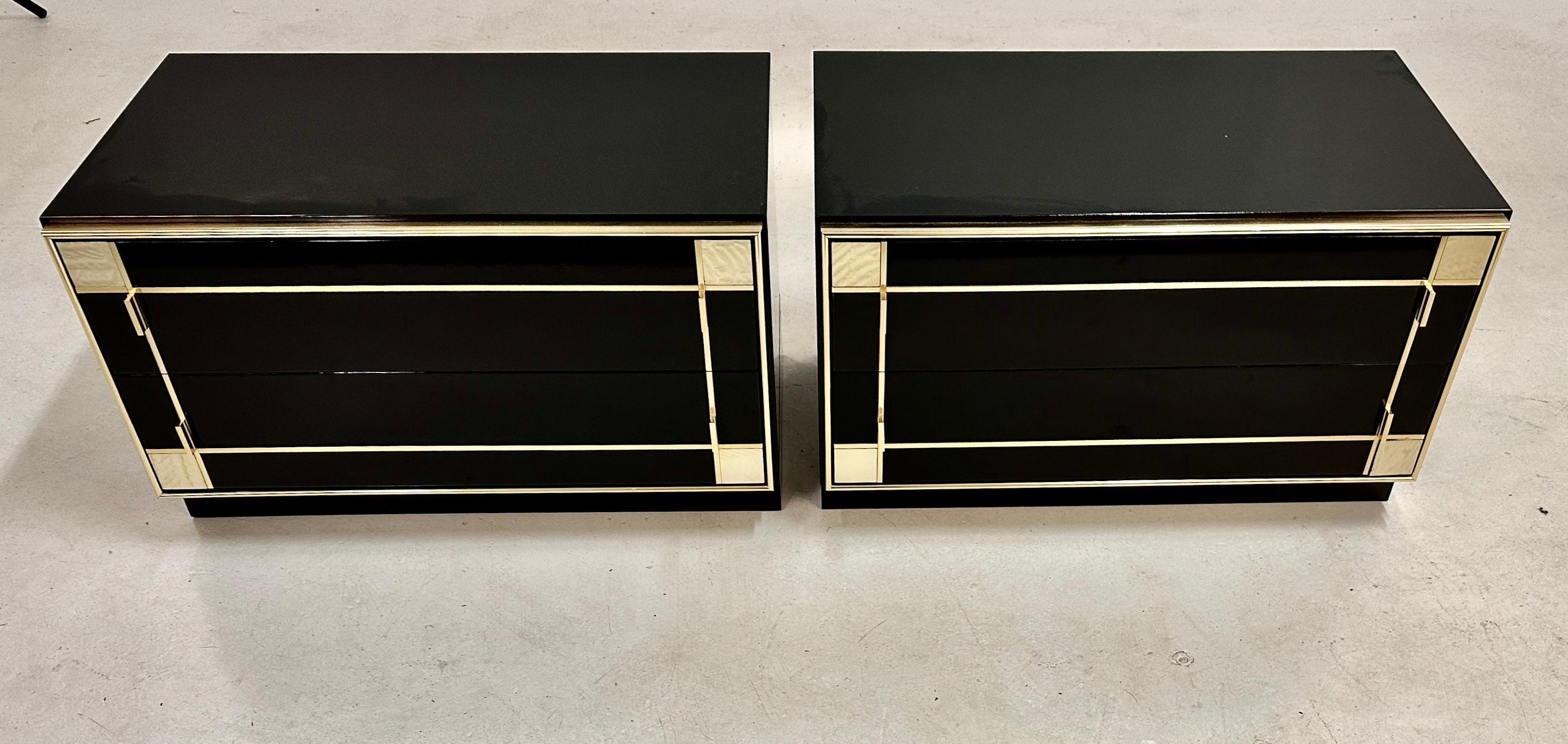 Mid-Century moderno Coppia di cassettoni Pierre Cardin per Roche Bobois, anni '80 ca. in vendita