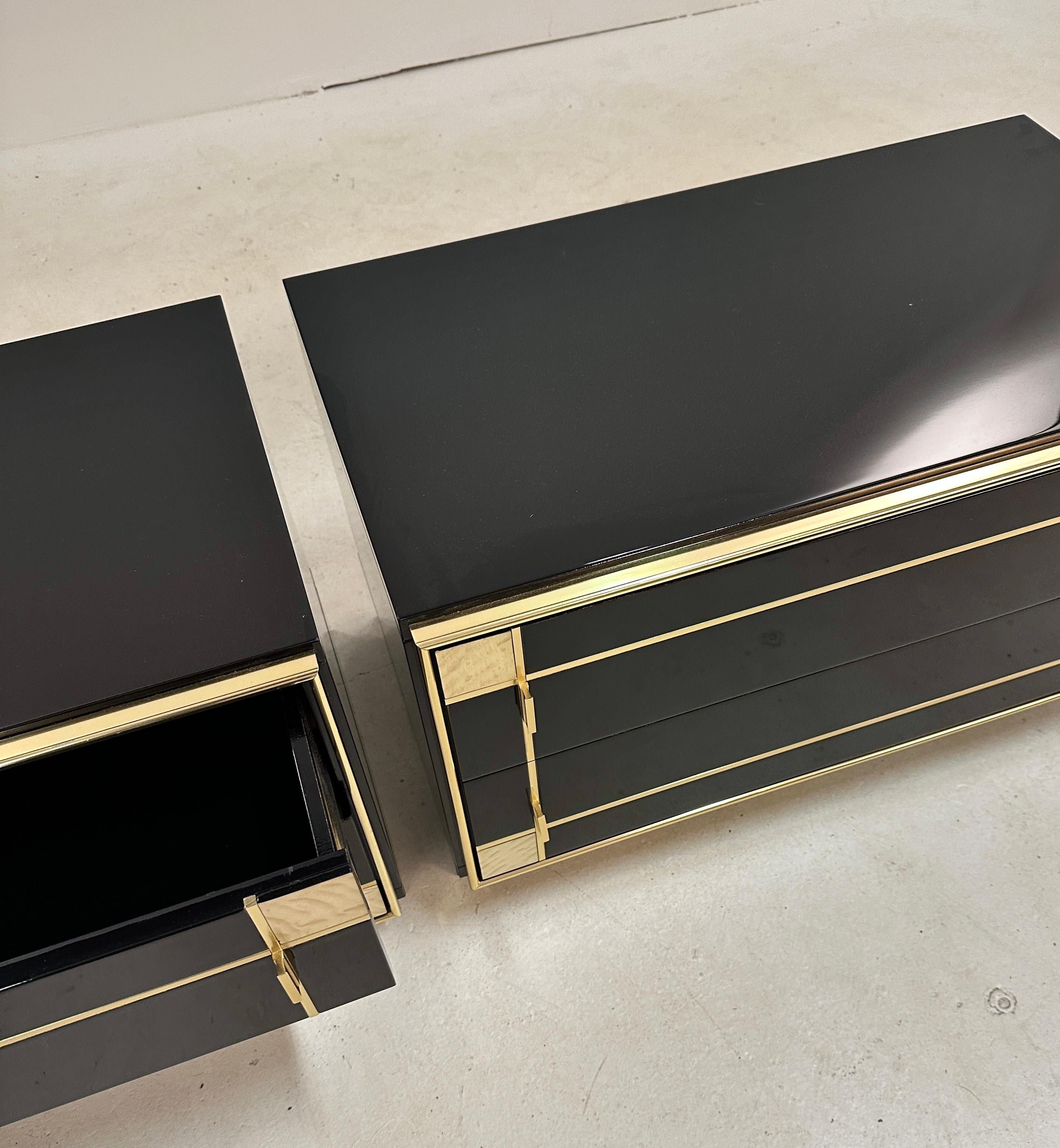 Francese Coppia di cassettoni Pierre Cardin per Roche Bobois, anni '80 ca. in vendita