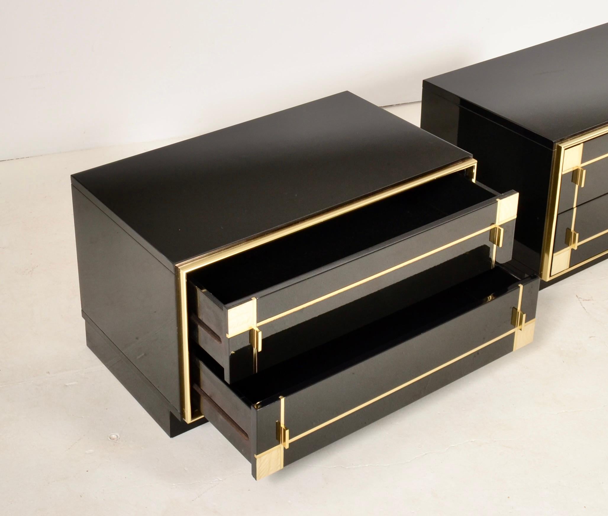 Ottone Coppia di cassettoni Pierre Cardin per Roche Bobois, anni '80 ca. in vendita