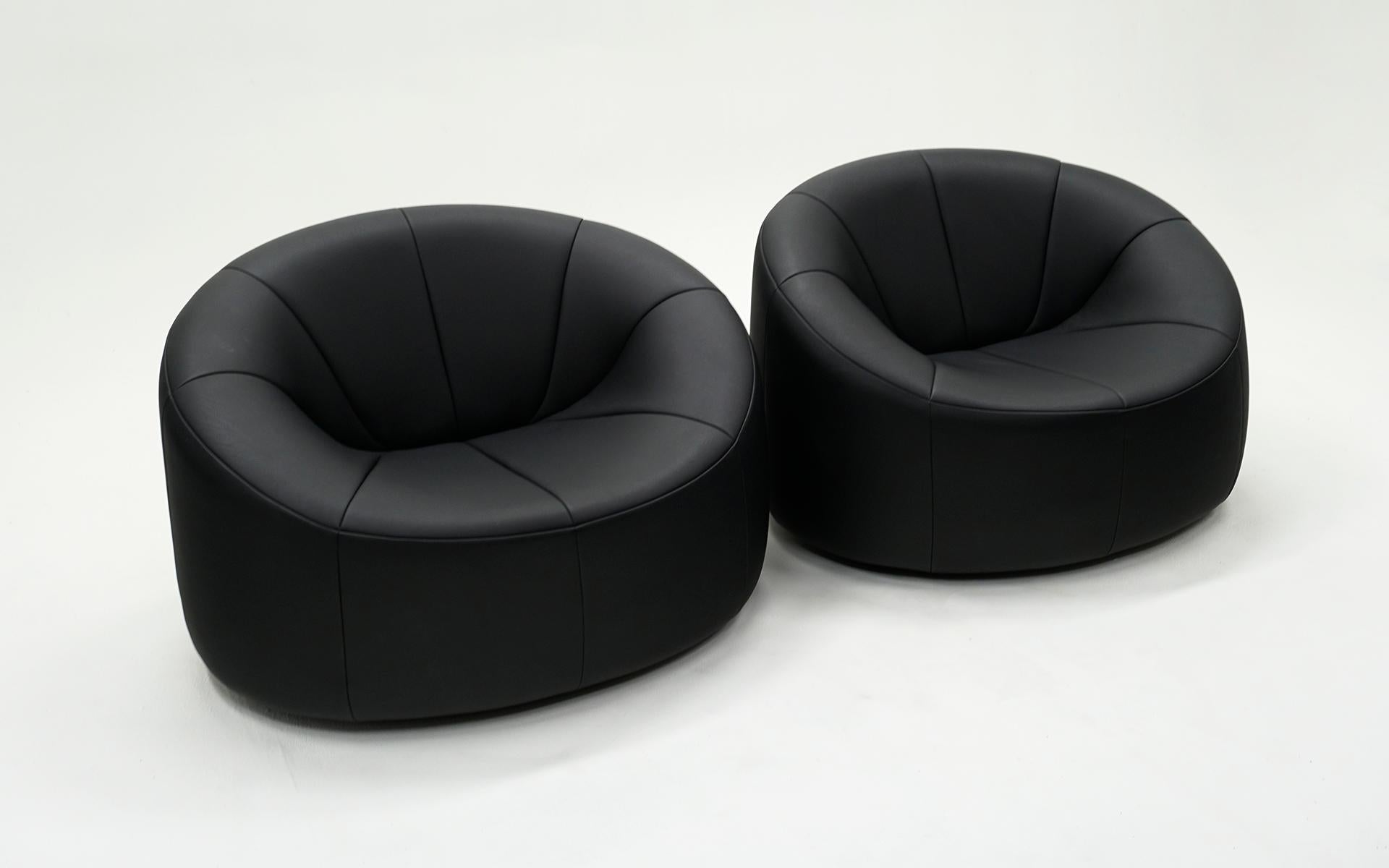 Mid-Century Modern Pair Pierre Paulin Pumpkin Chairs for Ligne Roses, France, 2008.  Signed. For Sale