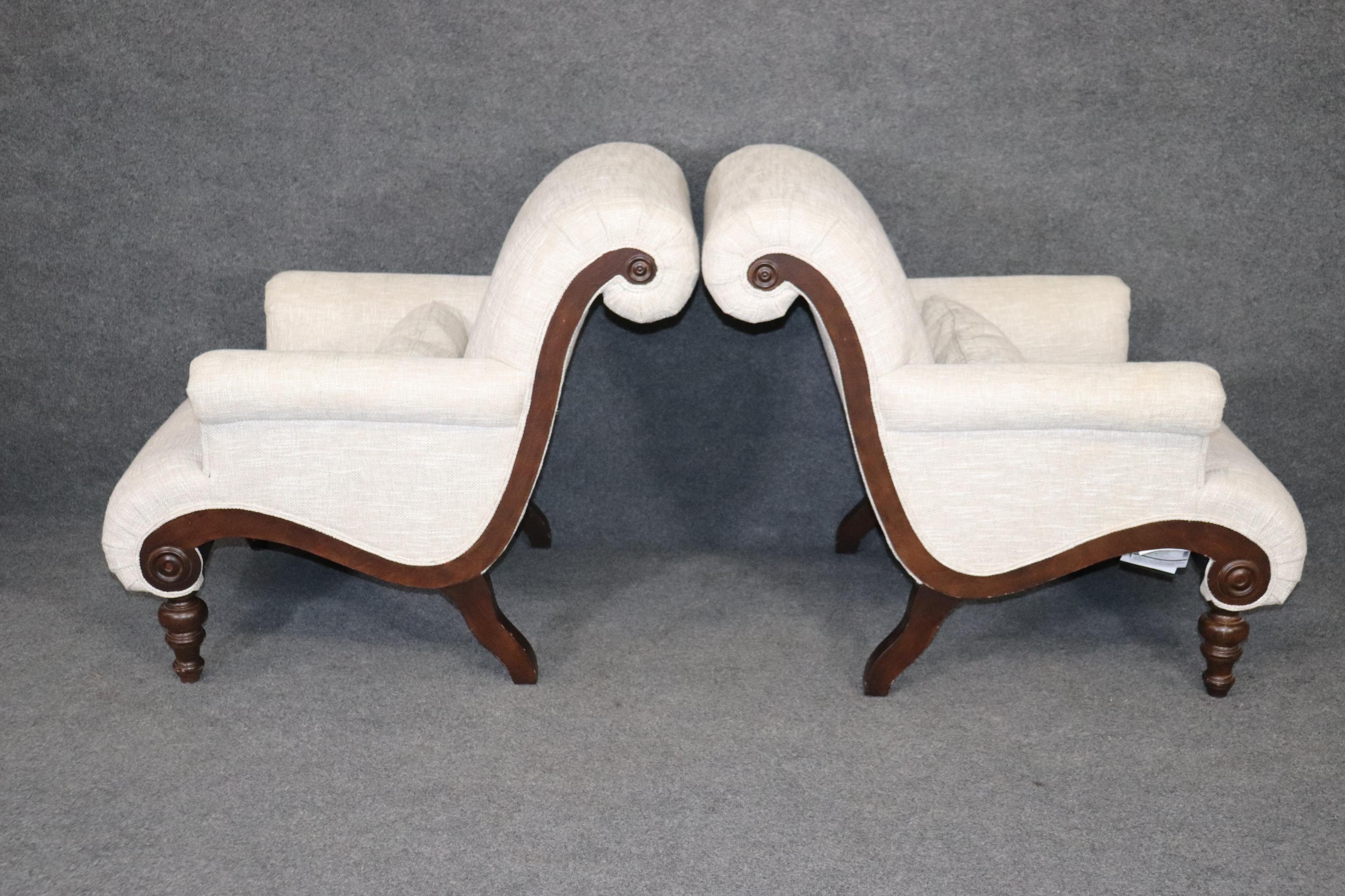 Pair Plantation Campeche Style Lounge Chairs with Matching ottomans In Good Condition In Swedesboro, NJ